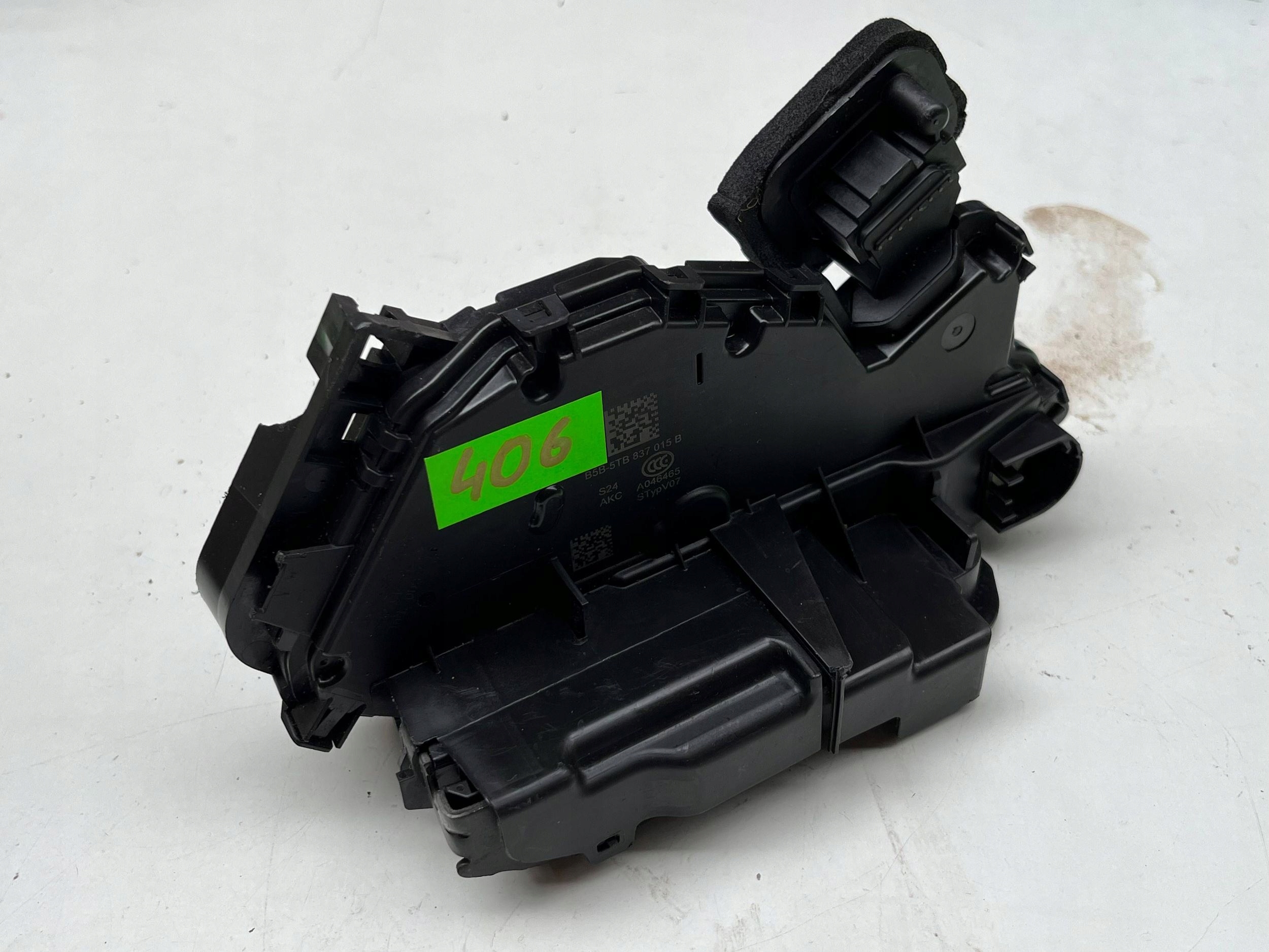 VOLKSWAGEN SEAT SKODA lock door left front 5TB837015B @M