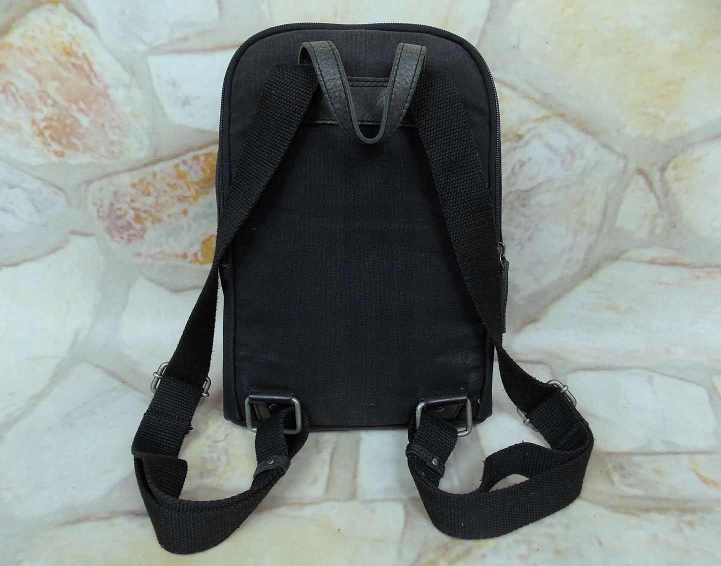 ADAX MAŁY ZGRABNY PLECAK Rodzaj miejski