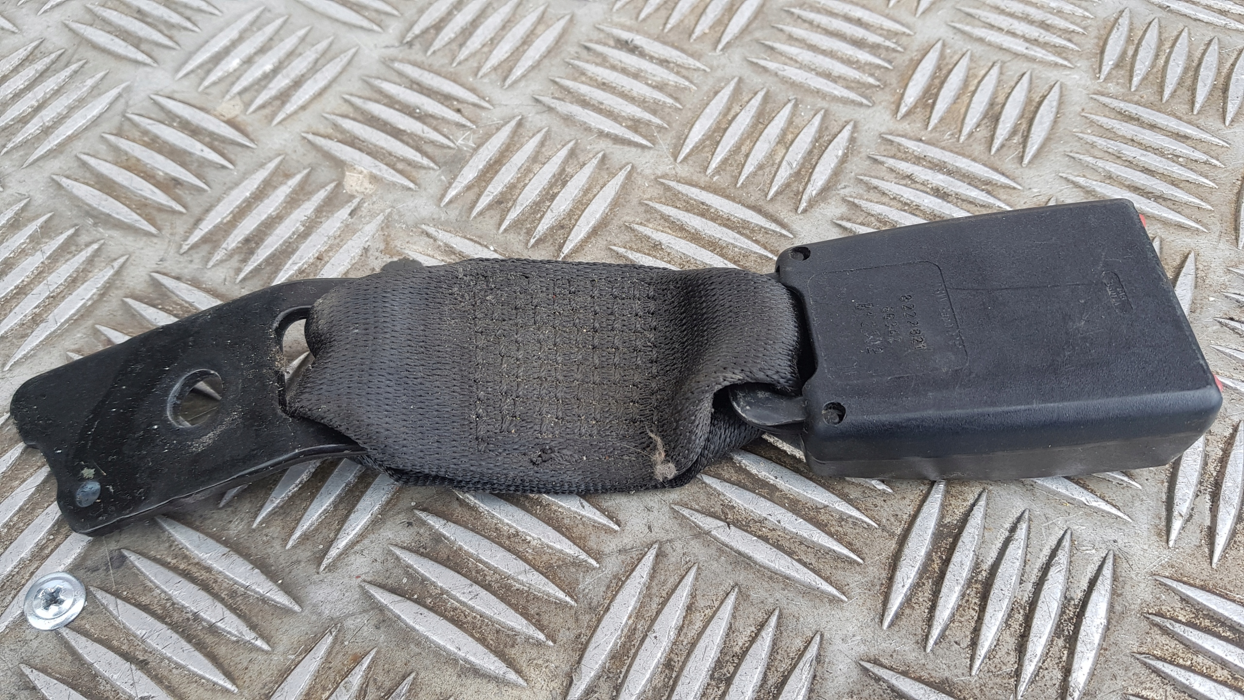 BMW E39 ZAPINKA SPINKA OSSATURA di sicurezza posteriore