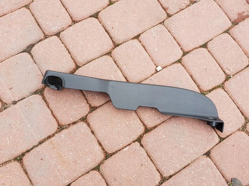 plastic cover seat Opel Astra K 13383907