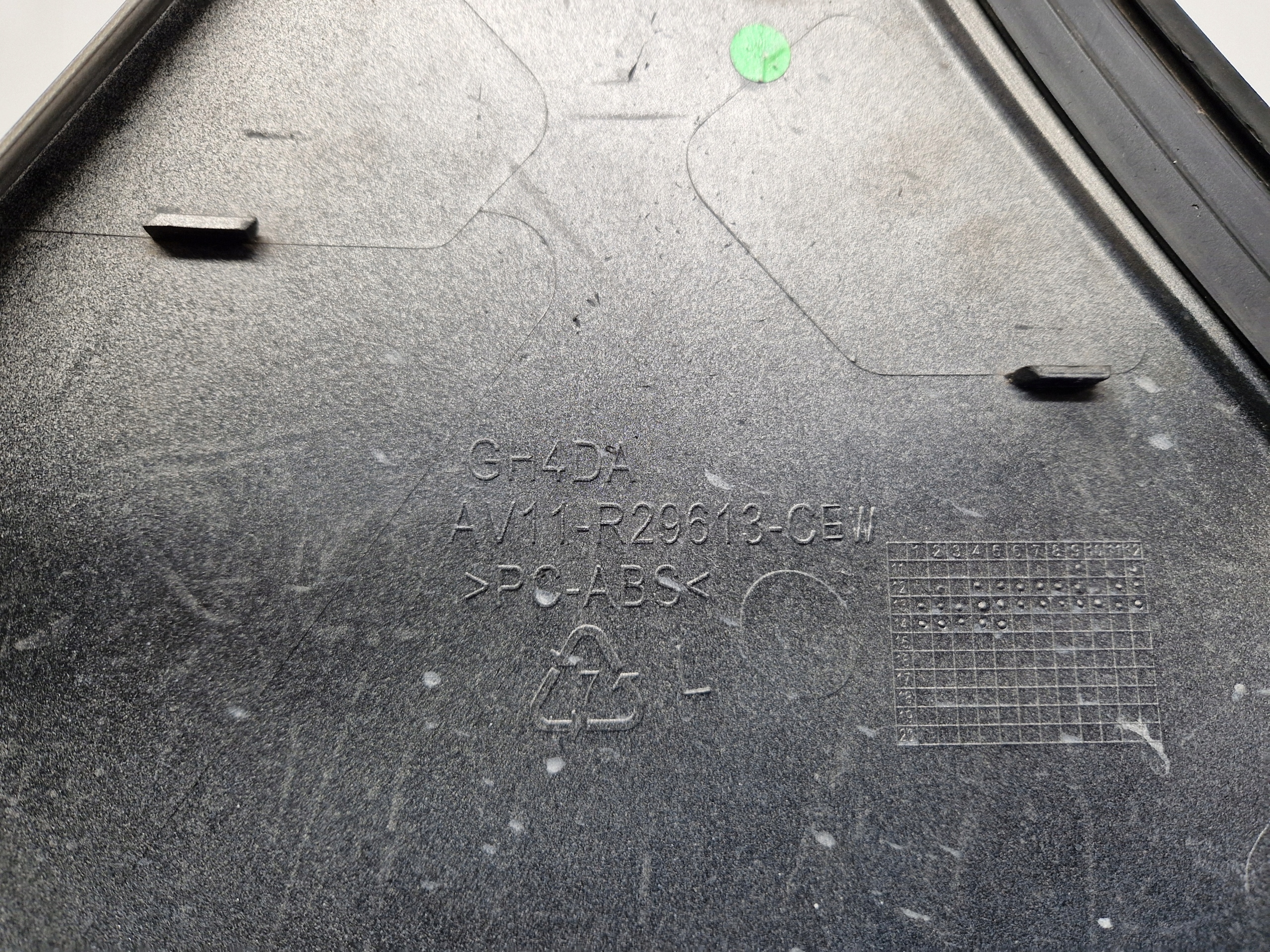 FORD B-MAX Couverture Aile Gauche Arrière AV11-R29613