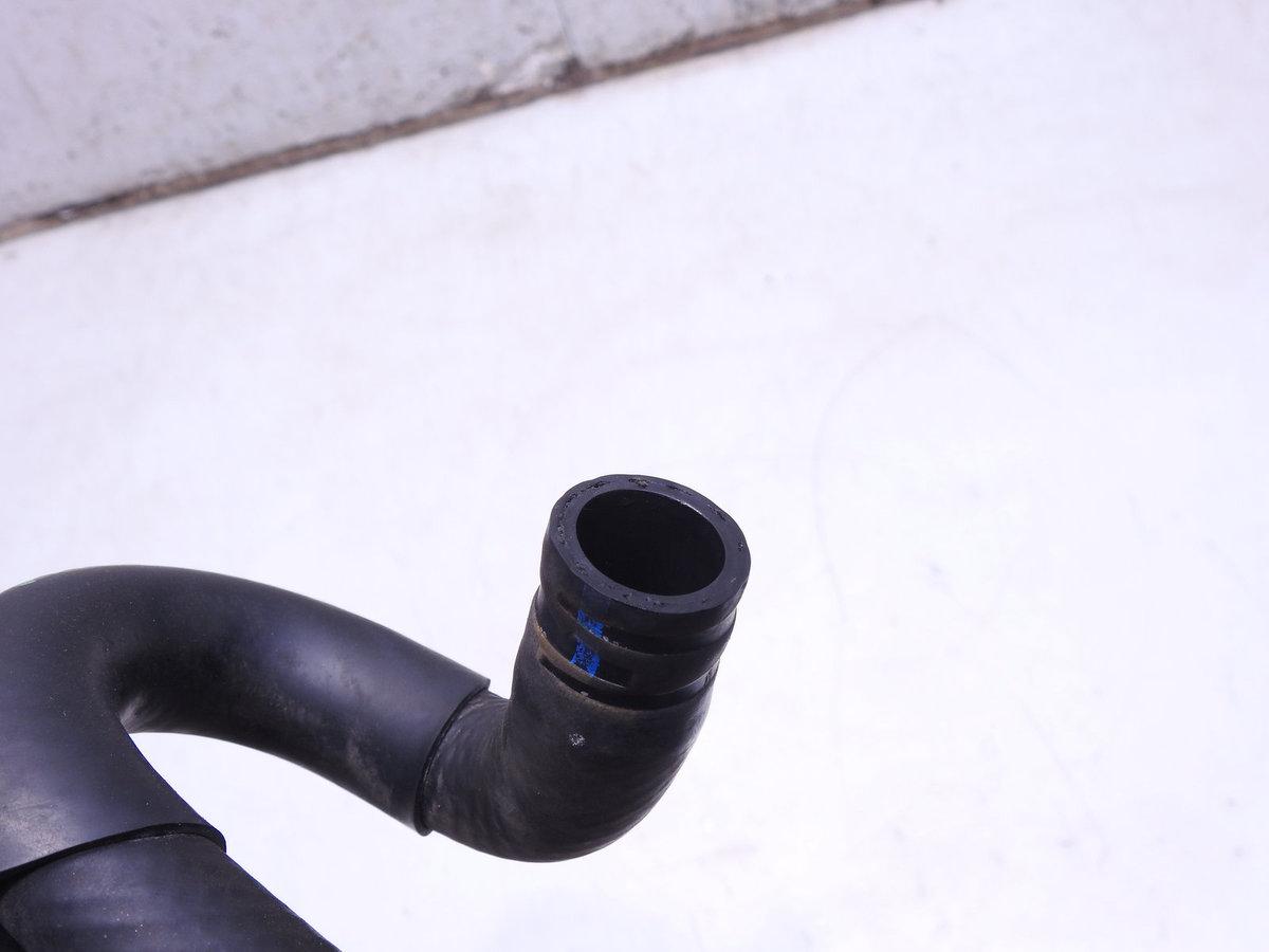 патрубок нагреватель mazda 3 II BL 1.6
