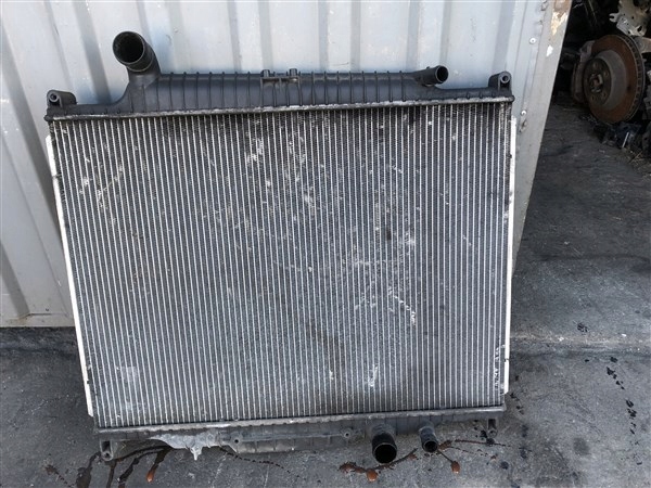 CHŁODNICA WODY RANGE ROVER SPORT L320 3.6 D DIESEL AUTOMAT