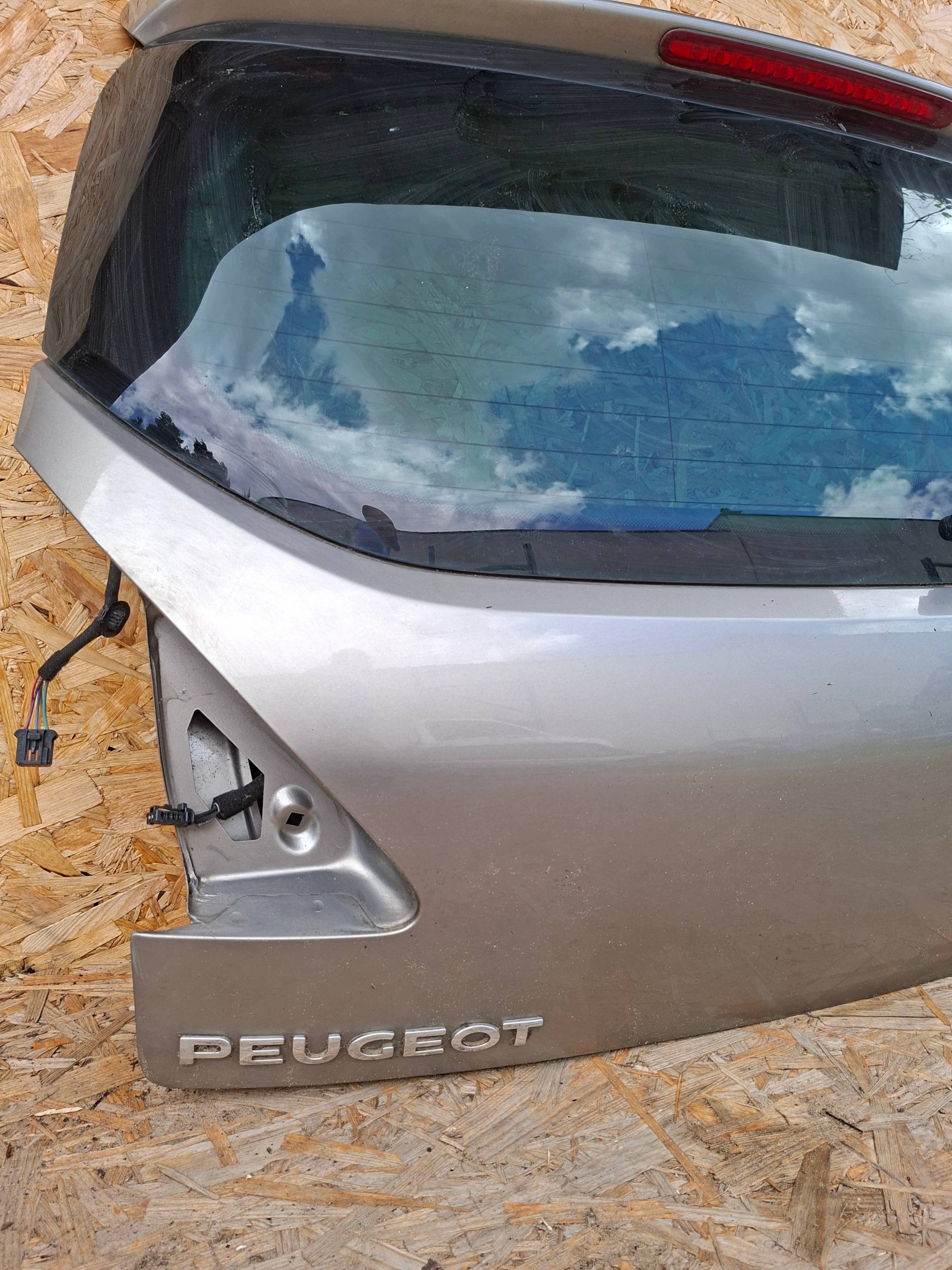 trunk door boot PEUGEOT 3008 and