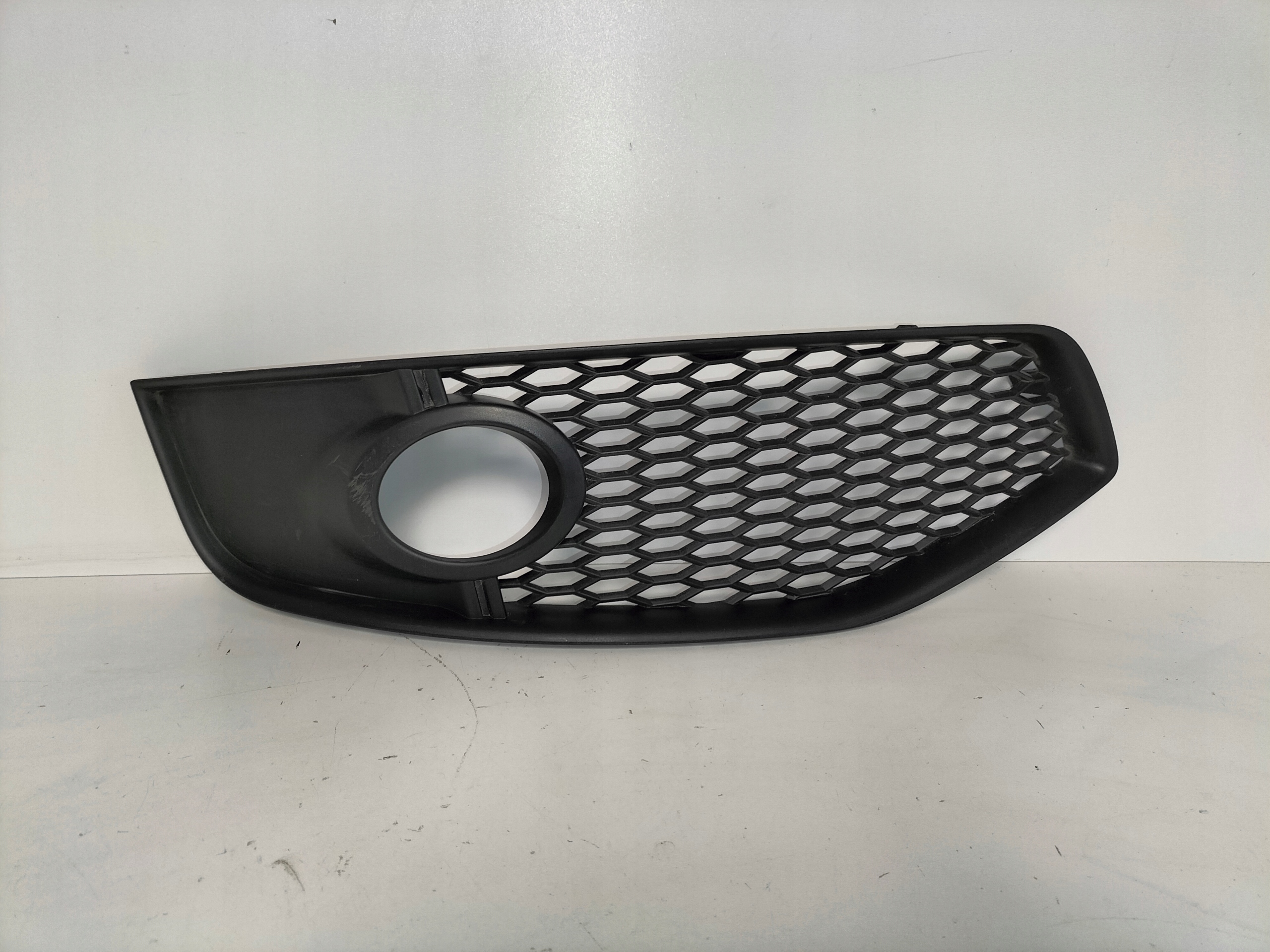 grille grid of a bumper front right AUDI A3 S3 8P 07-08