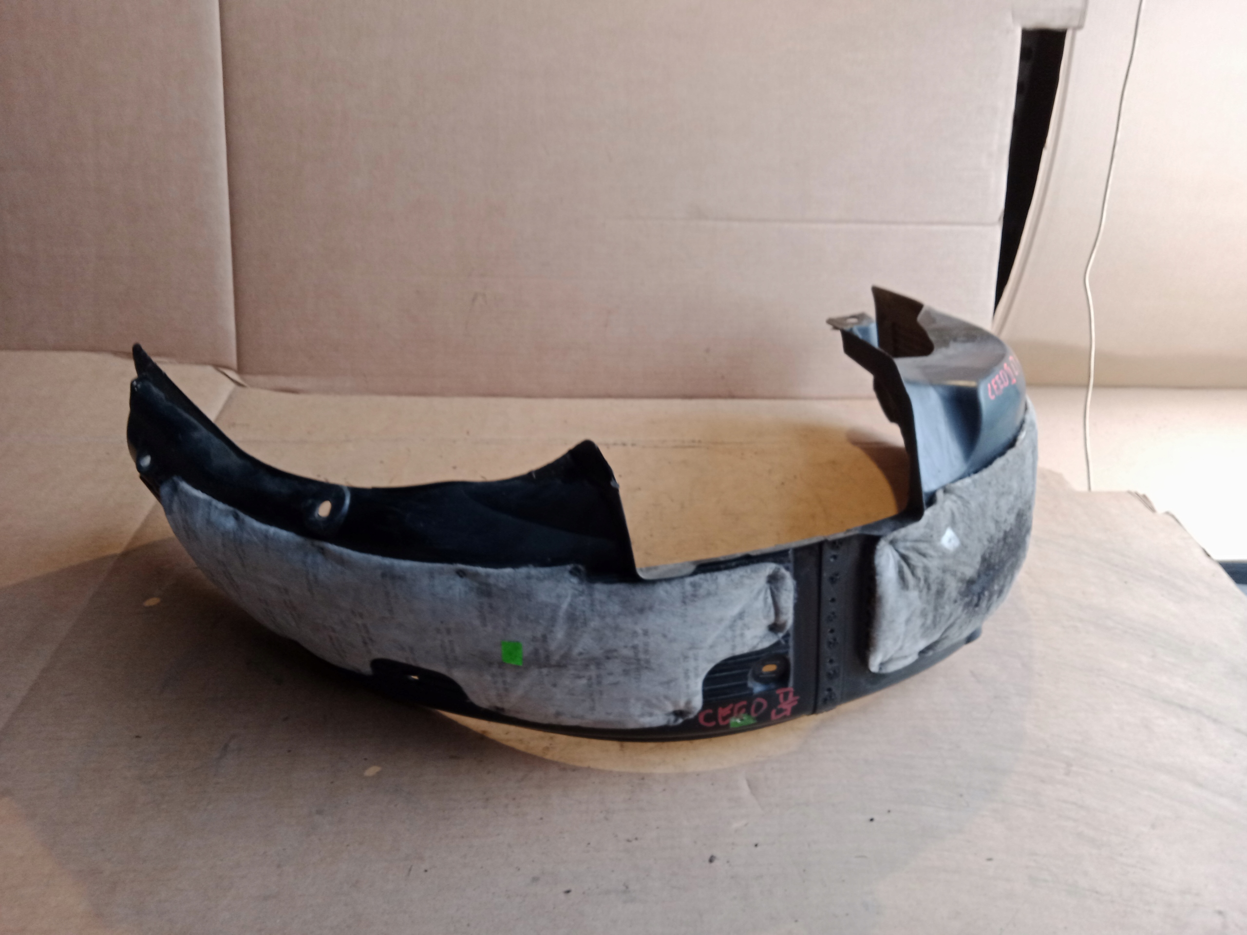 KIA CEED II KOMBI mudguard left right rear part 2012