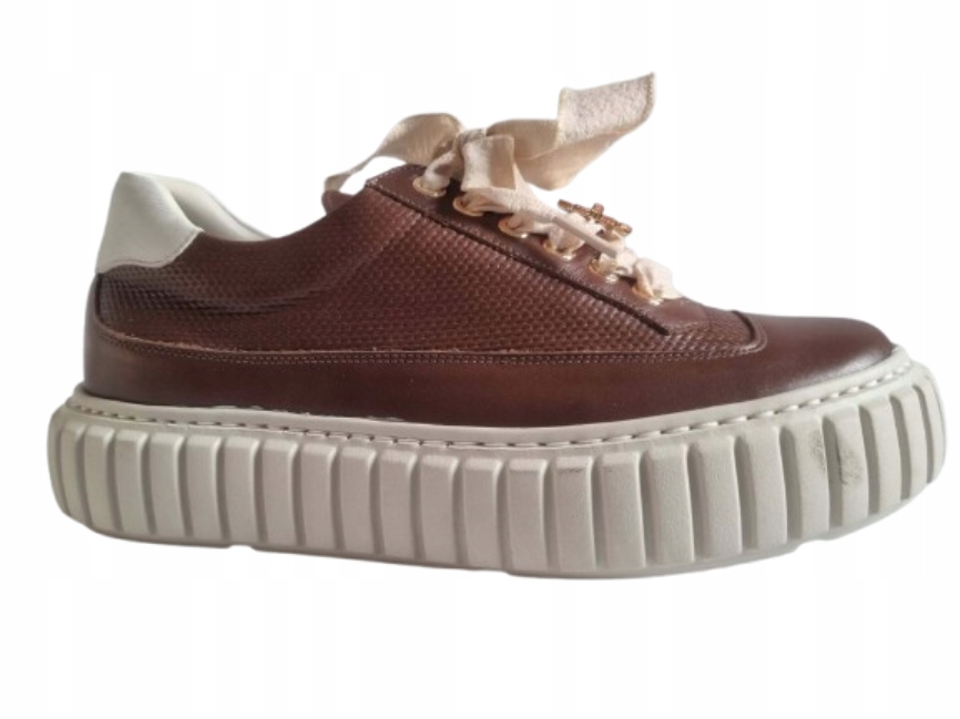 Hnědé čokoládové polobotky dámské tenisky na lehké spodní straně Karino 37