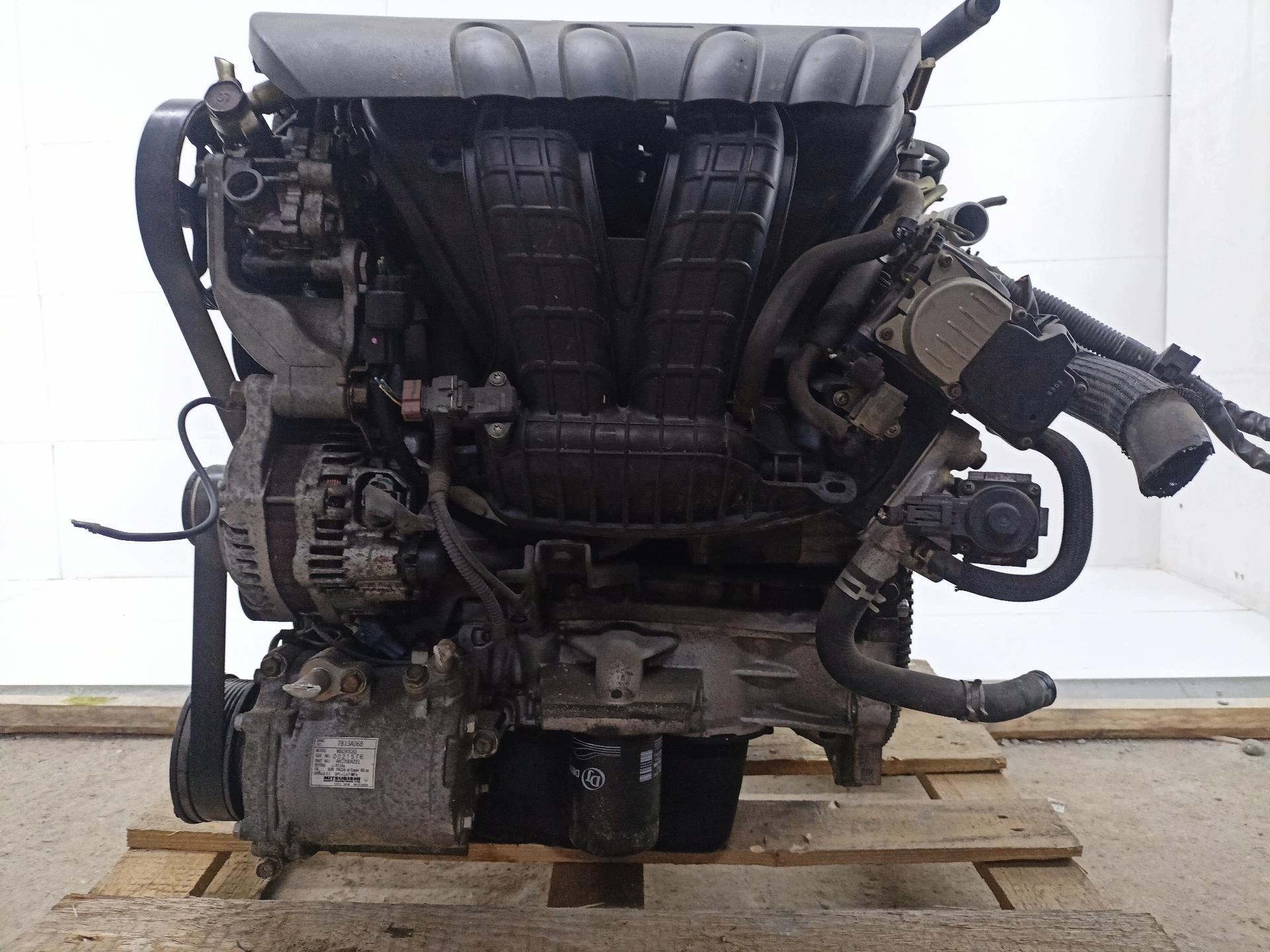 Motor komplet Mitsubishi Outlander 2 facelift 2010 4B12
