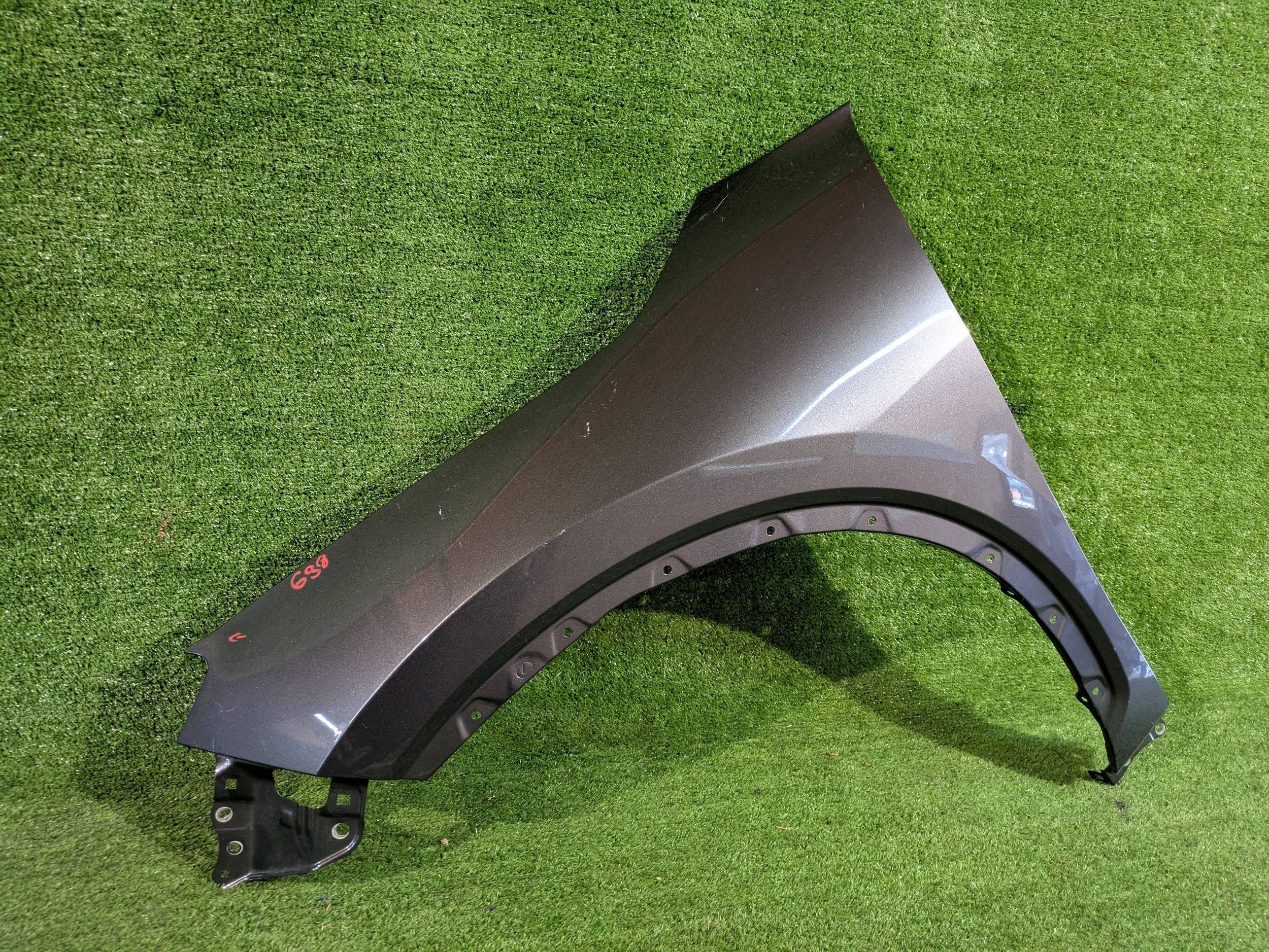 fender front left front LEXUS LBX NR.B698