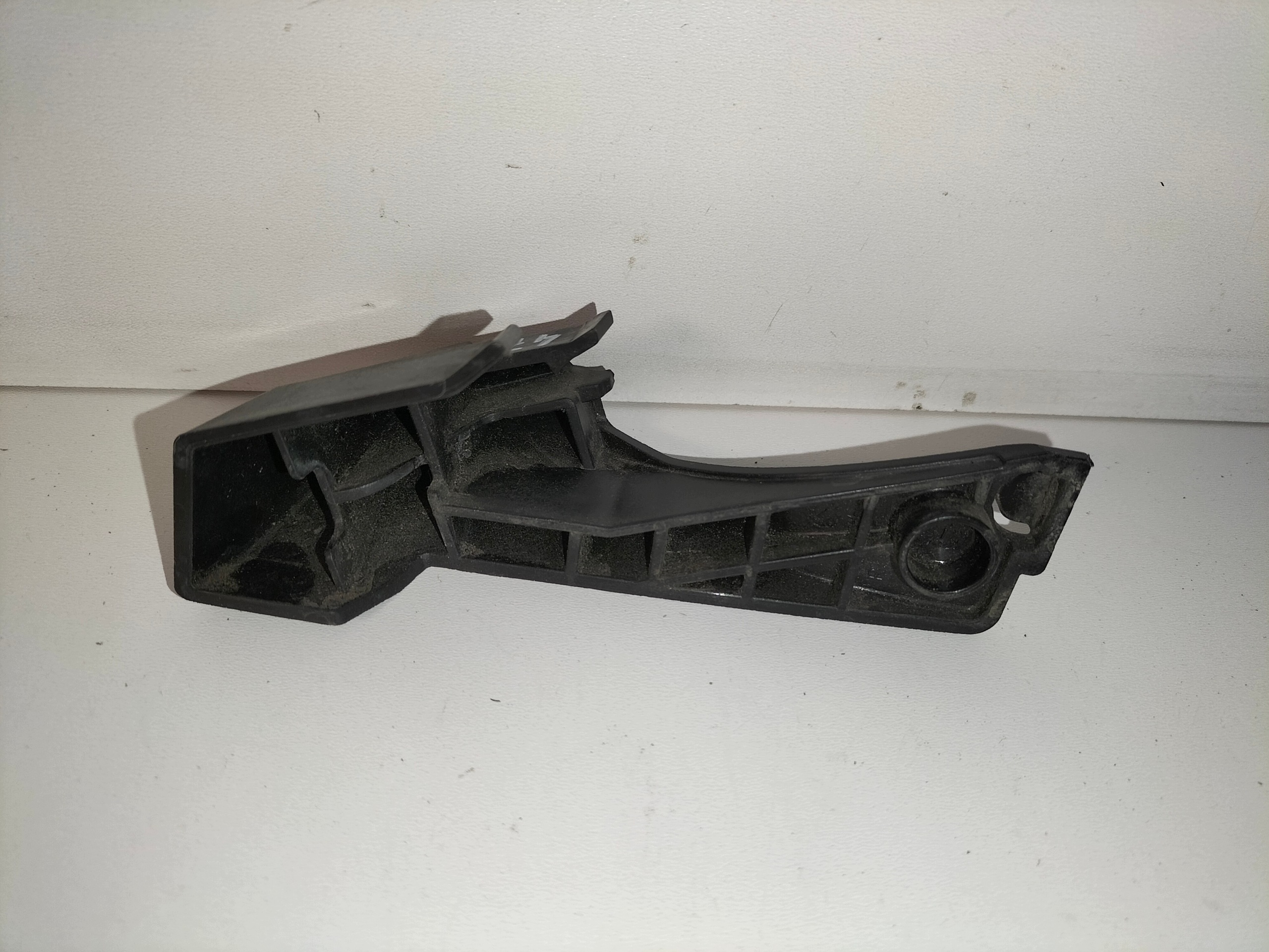 Support Support plaque Pare choc Avant Avant Droite PORSCHE PANAMERA II 971 16