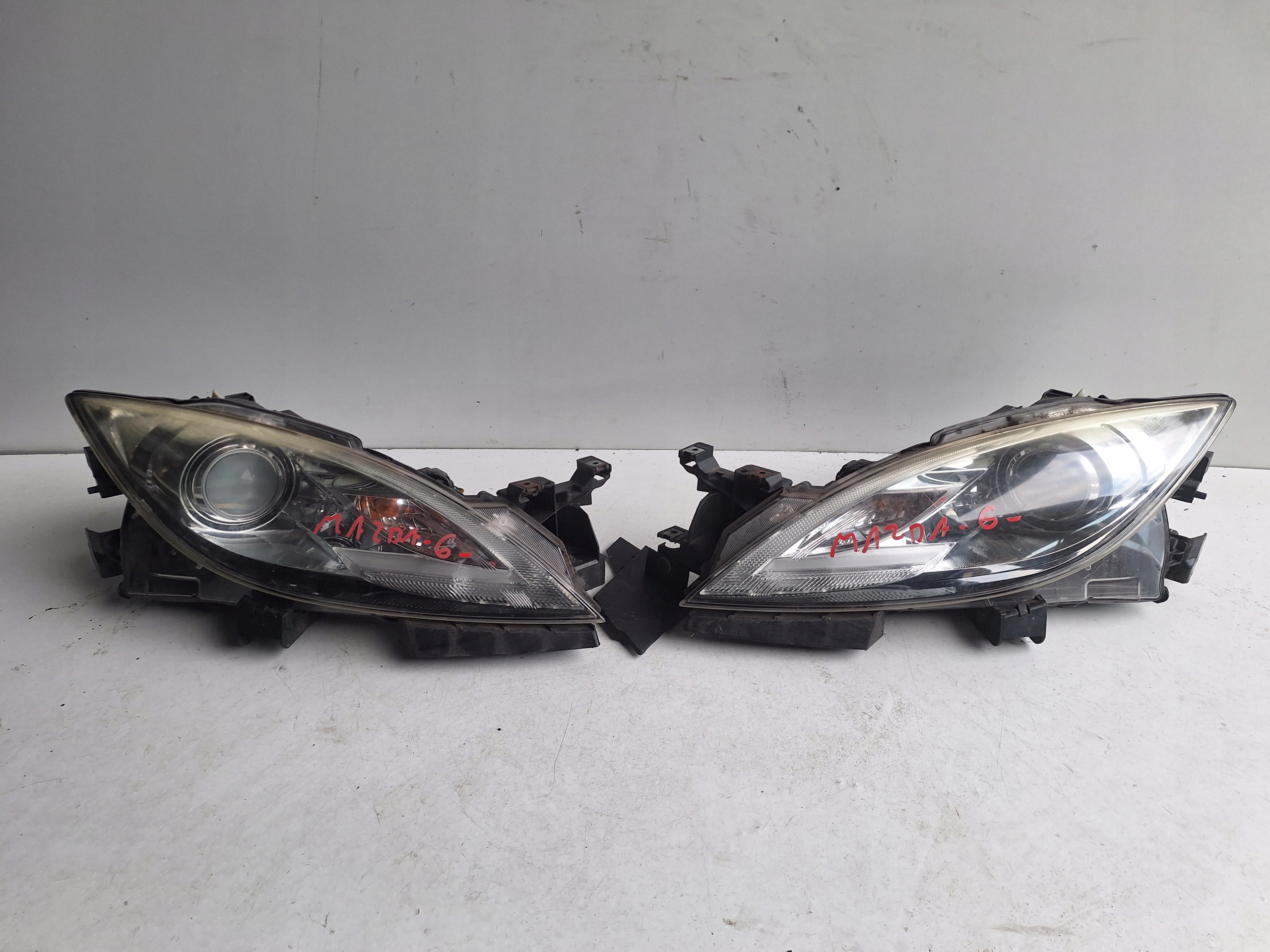 MAZDA 6 GH LIFT 10-12 light left XENON UK