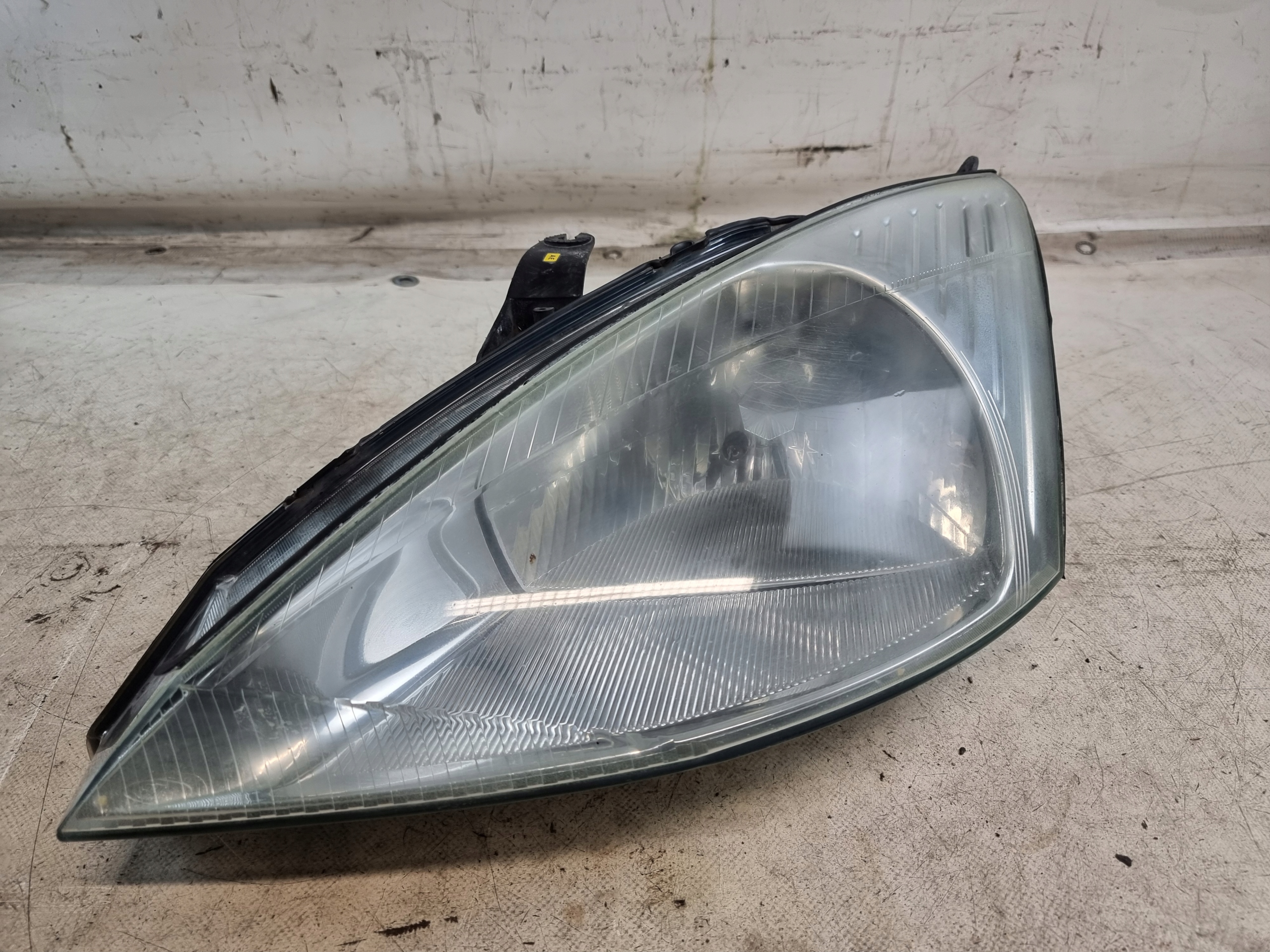 light left front FORD FOCUS MK1