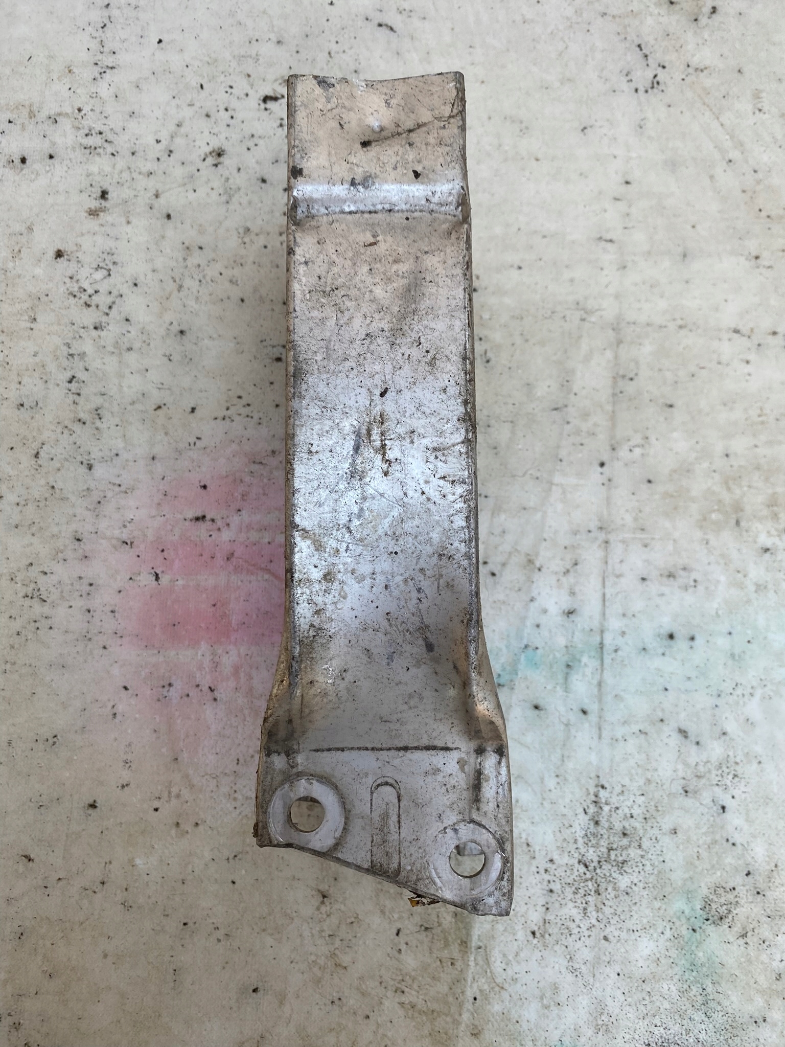MERCEDES C-KLASA W204 beam tip right front A2046200995