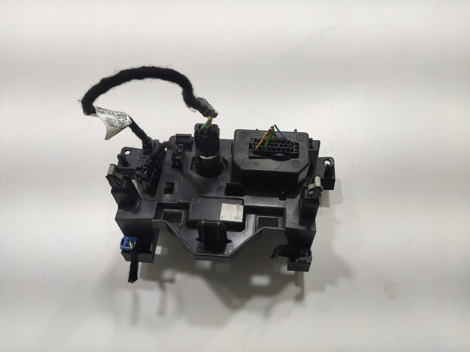 GNIAZDA PORT USB AUX PEUGEOT 308 II T9 2013-2016