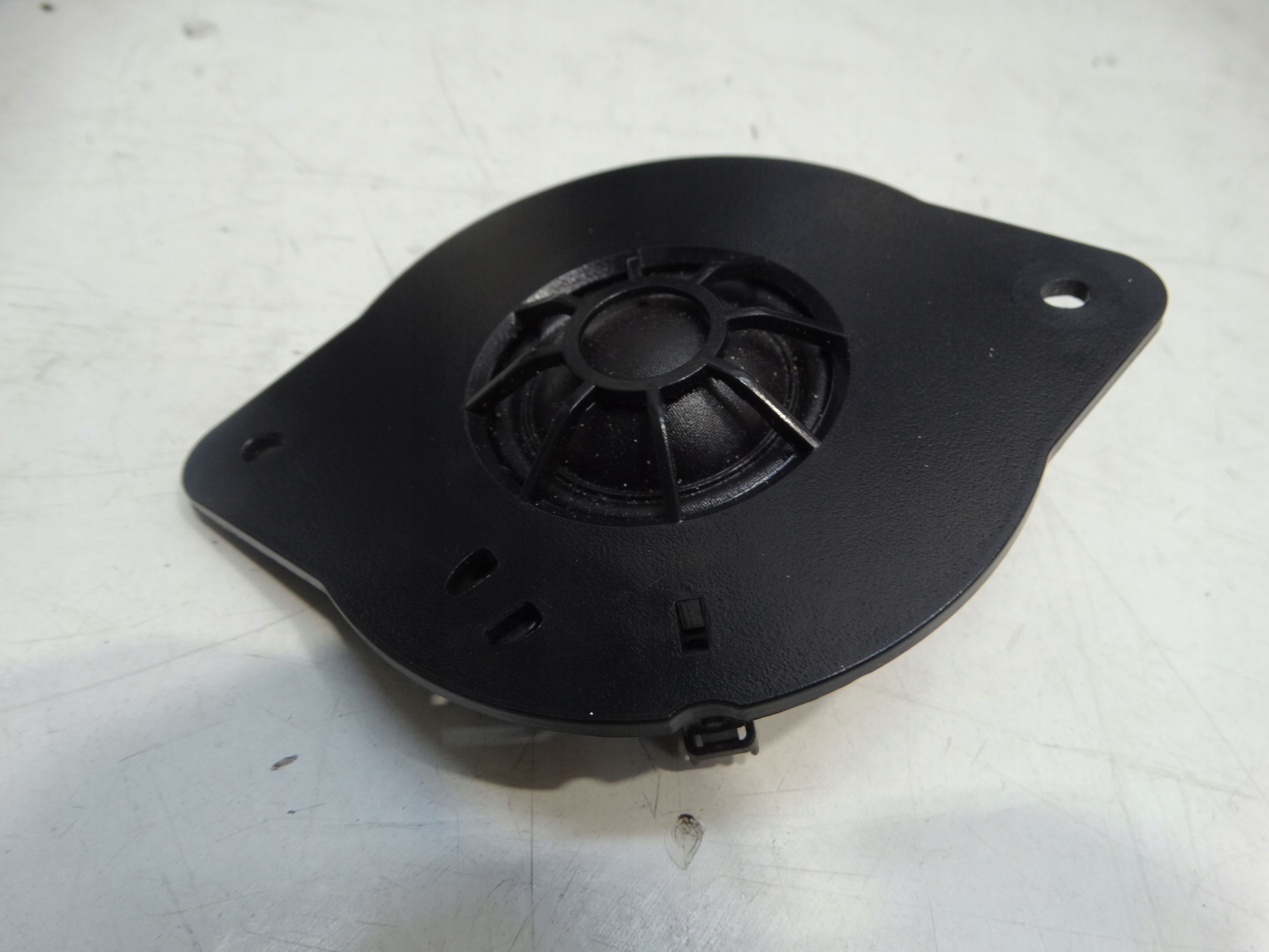 speaker tweeter consoles of the dashboard dashboard AUDI A4 B8 8R0035399