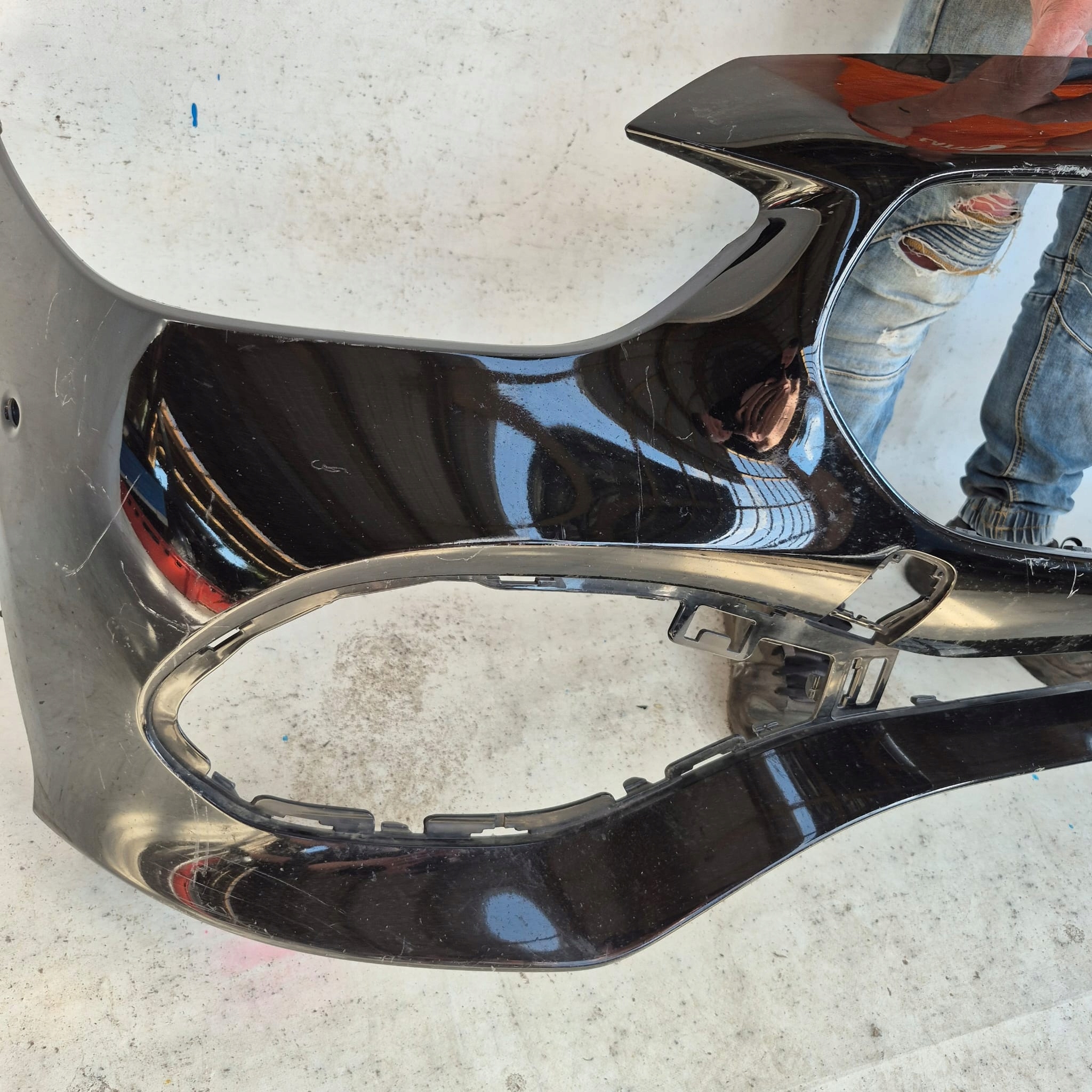 MERCEDES C-KLASA W206 21-> bumper front front PDC