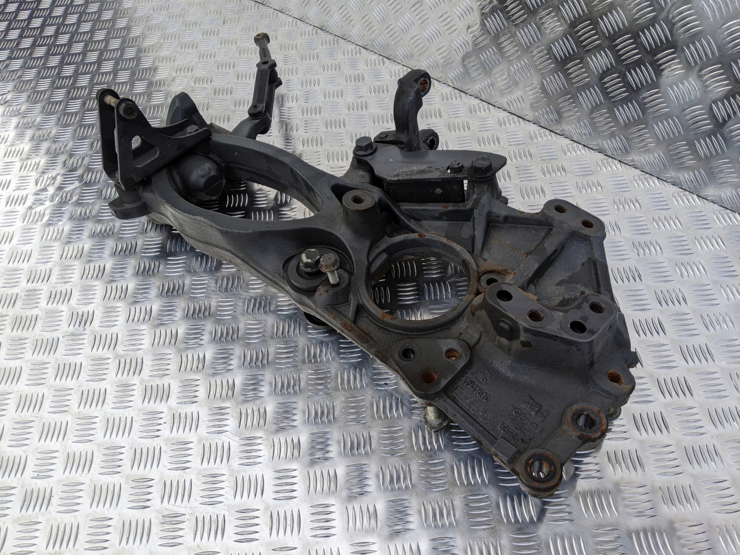 WSPORNIK RAMY STREFA ZGNIOTU DAF XF 106 Car type Trucks