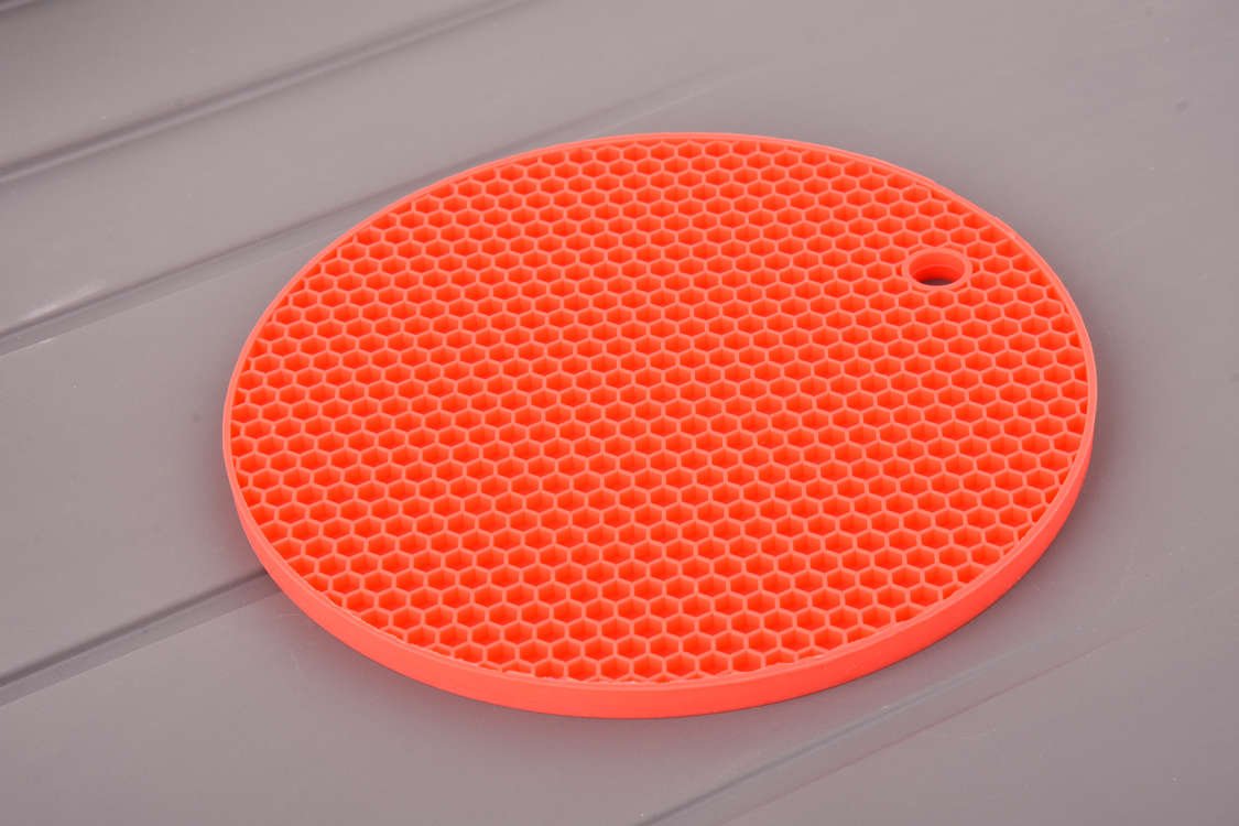 AKCESORIA DO ZLEWU ORGANIZER + PODKŁADKA + KOREK Materiał silikon