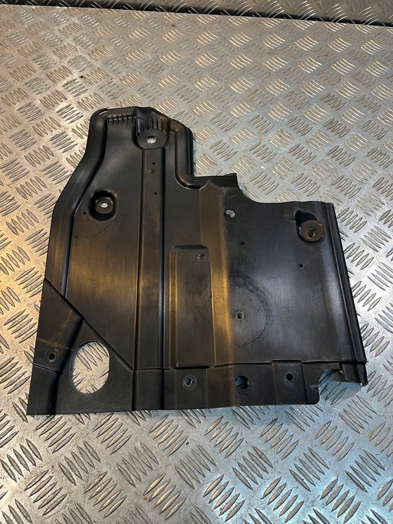 OSŁONA PŁYTA PODWOZIA MERCEDES VITO VIANO W447