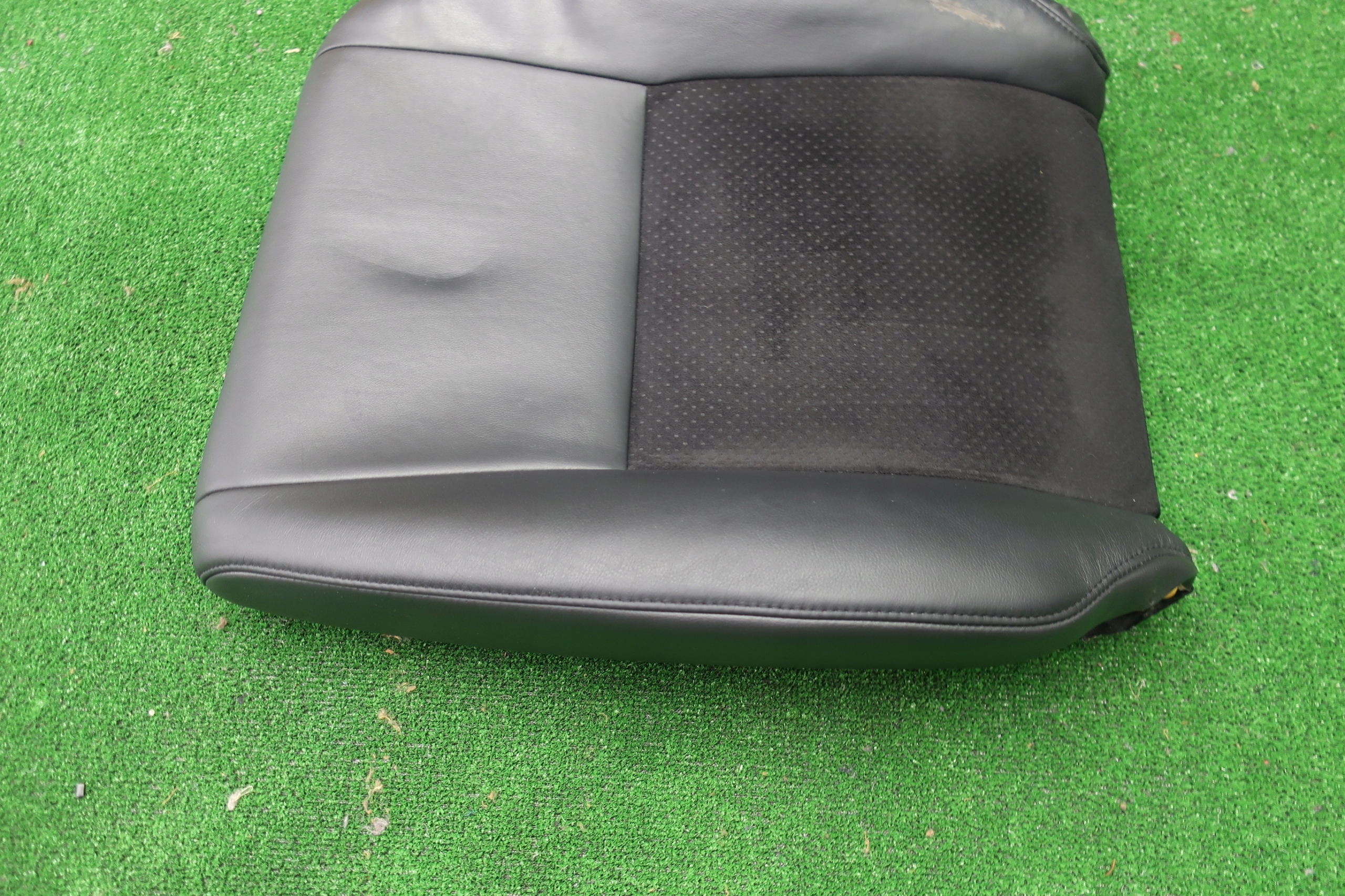 OPARCIE Sitz SUZUKI JIMNY links oder rechts 2011r Leder LIFT