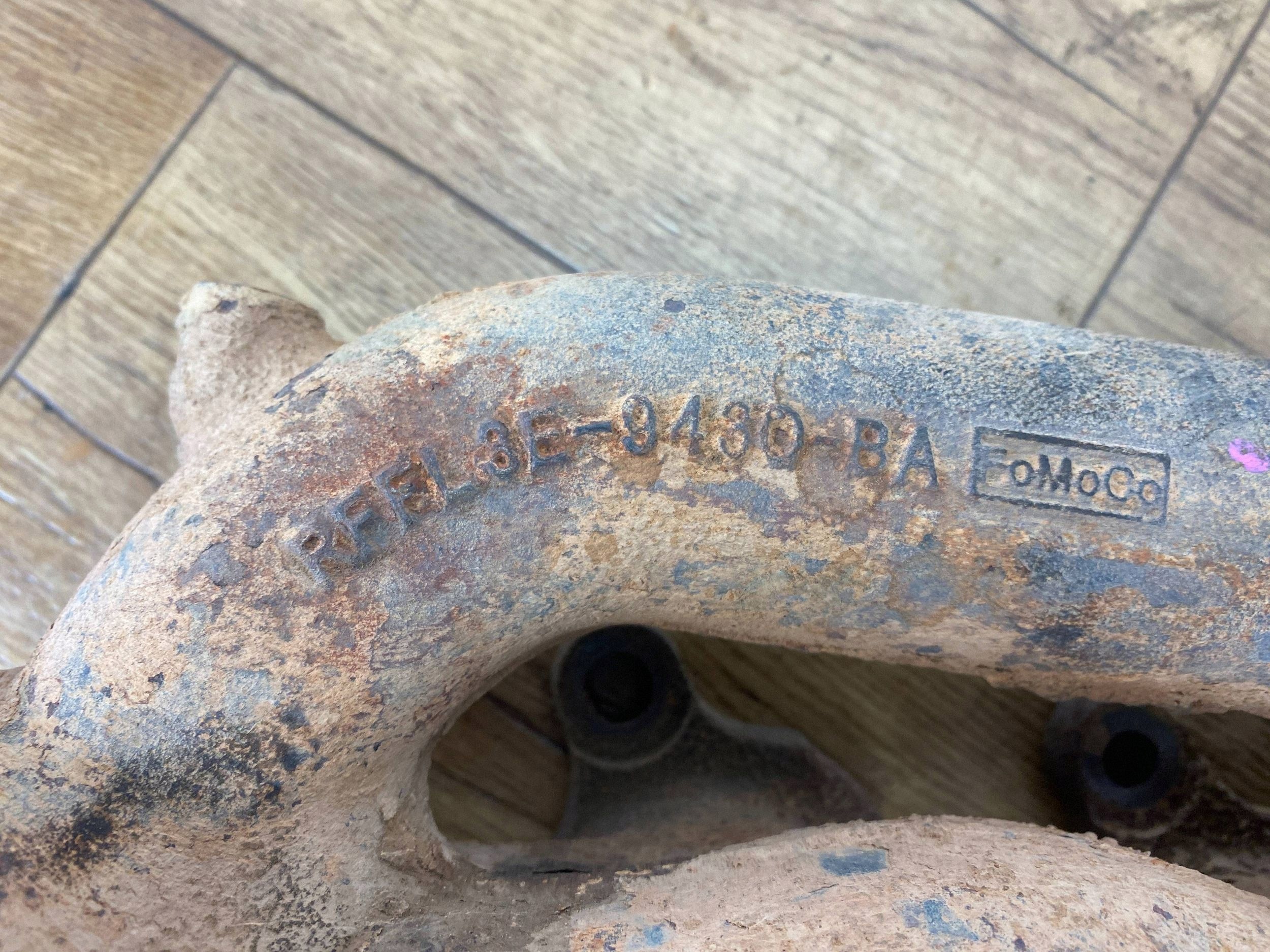 ispušna grana 5.0 Ford F150 2015+