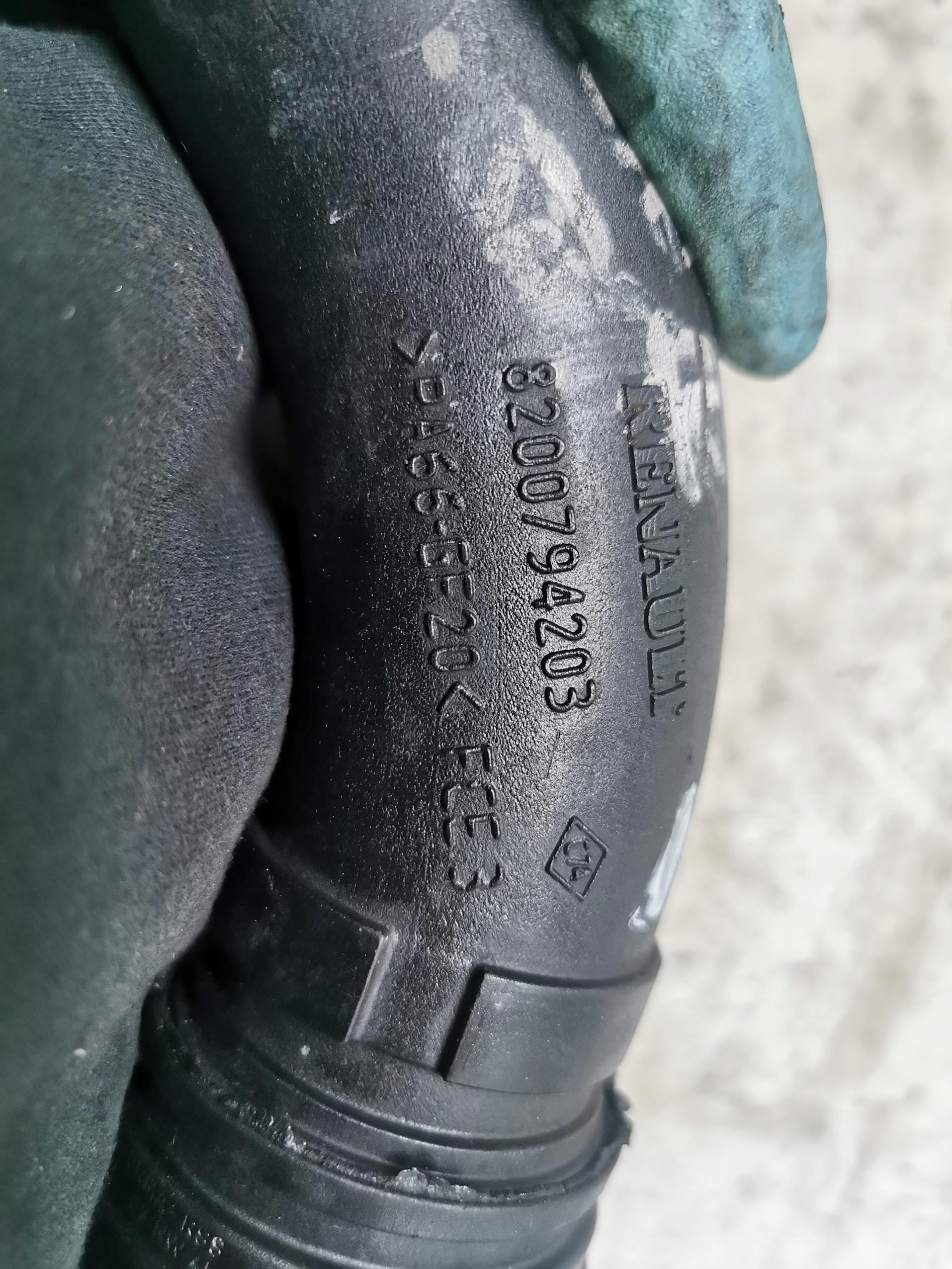 pipe air RENAULT CLIO III 1.5 DCI 8200794203