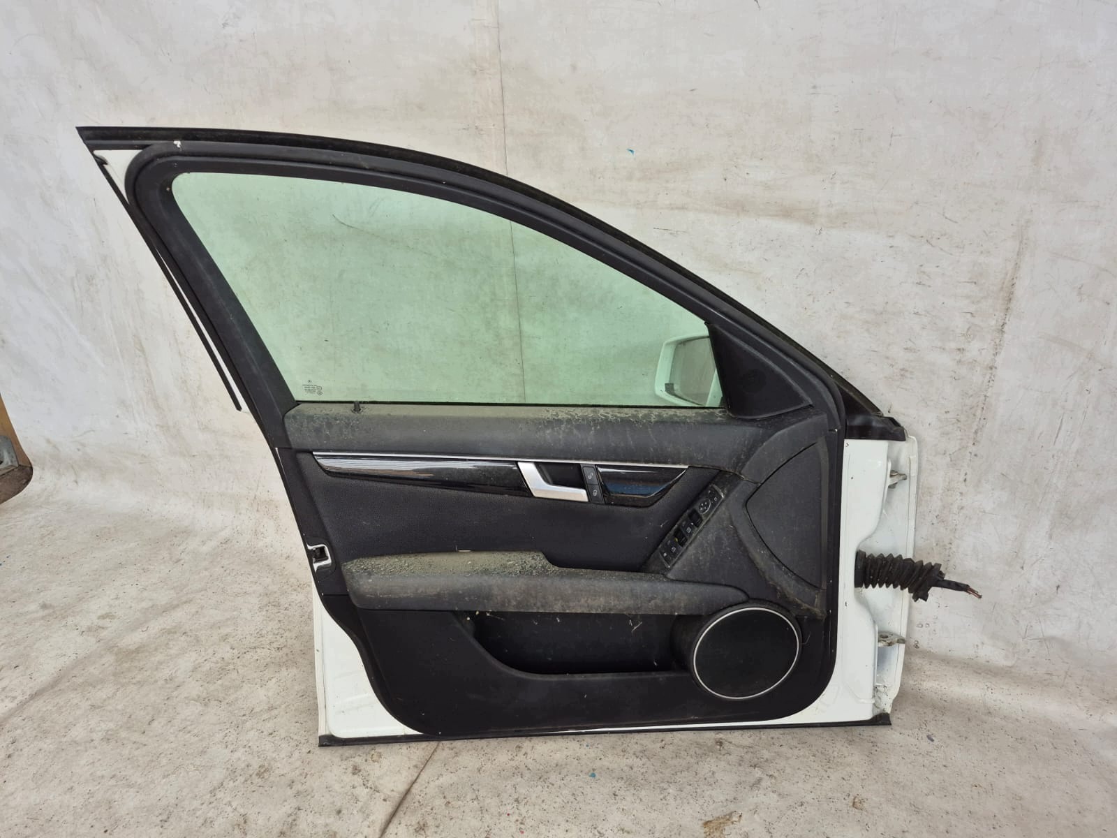 MERCEDES C KLASA W204 07- door left front front