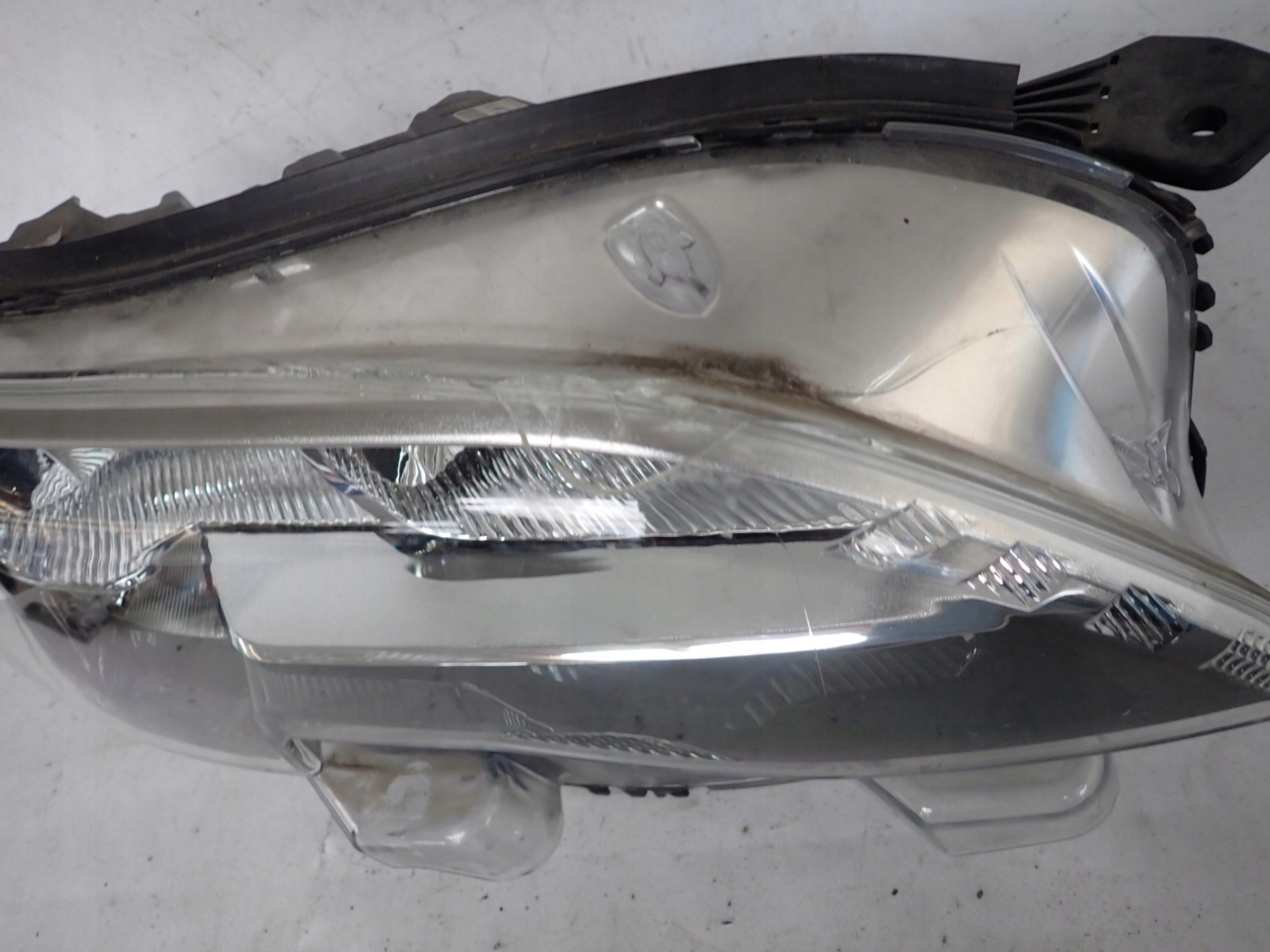 PEUGEOT EXPERT III 3 TRAVELLER 16-> light front front right