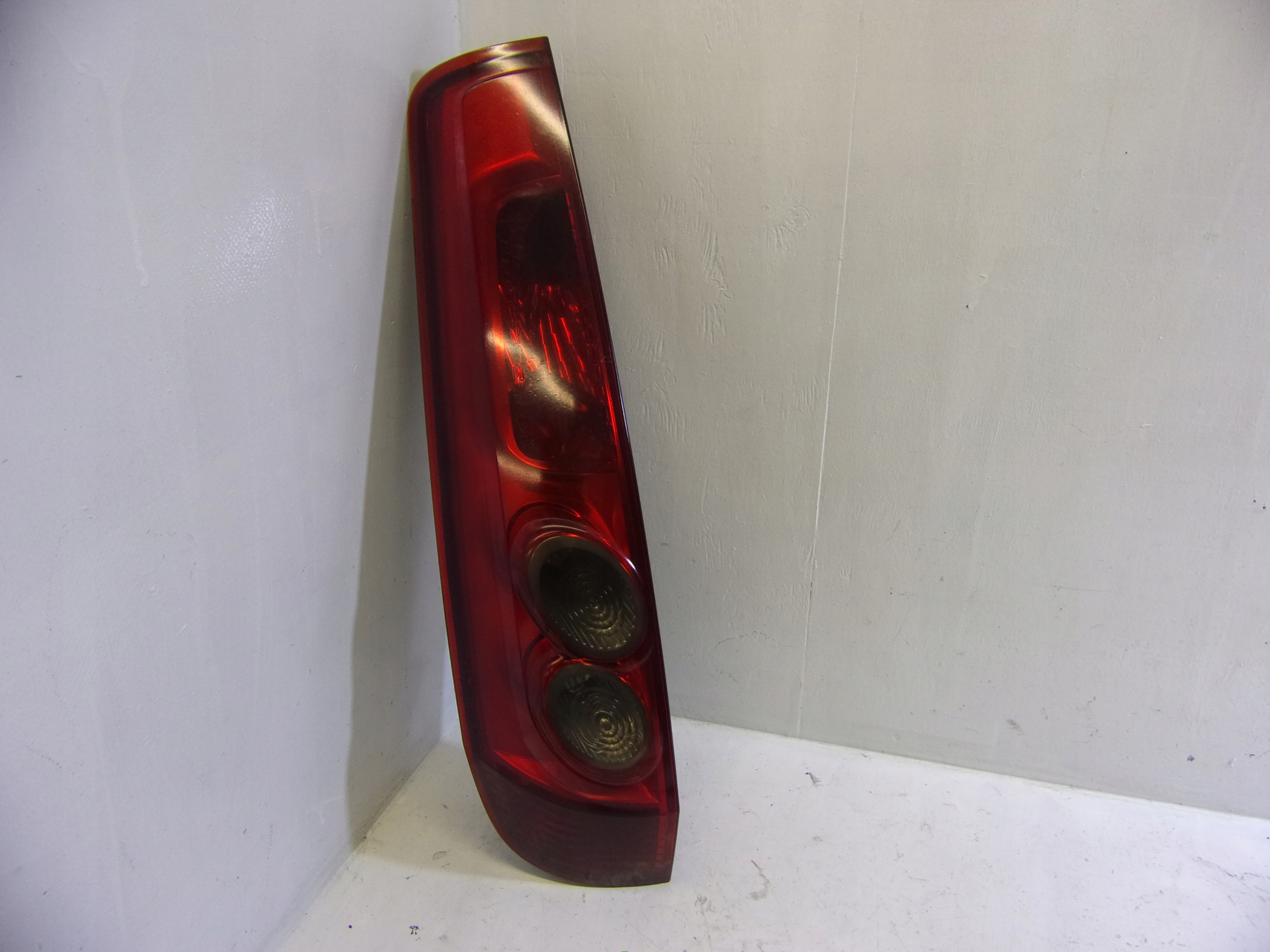 light left rear LIFT FORD FIESTA MK 6