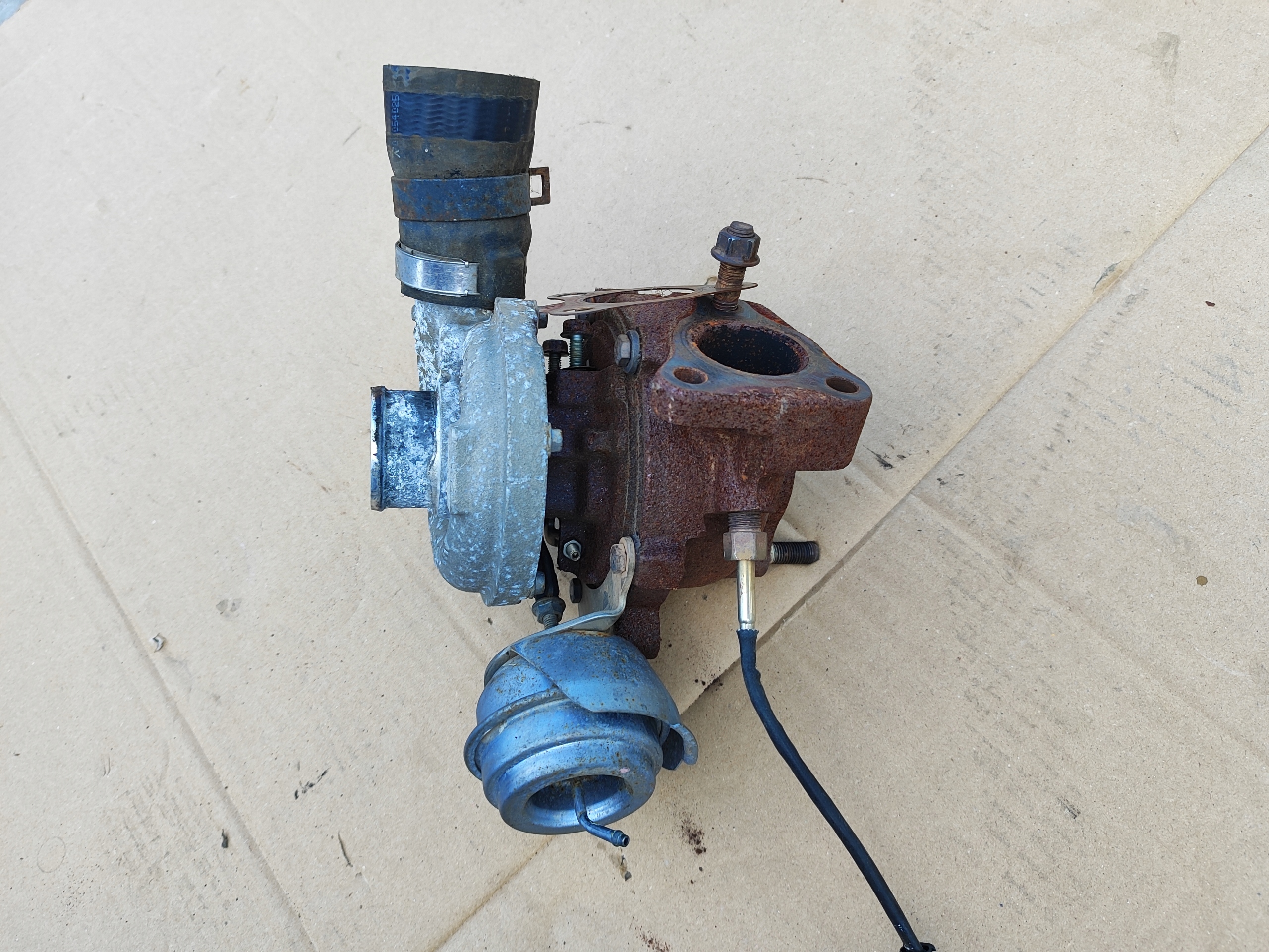 TURBOSPRĘŻARKA KIA HYUNDAI 1.6 CRDI D4FB EURO 5 28201-2A701