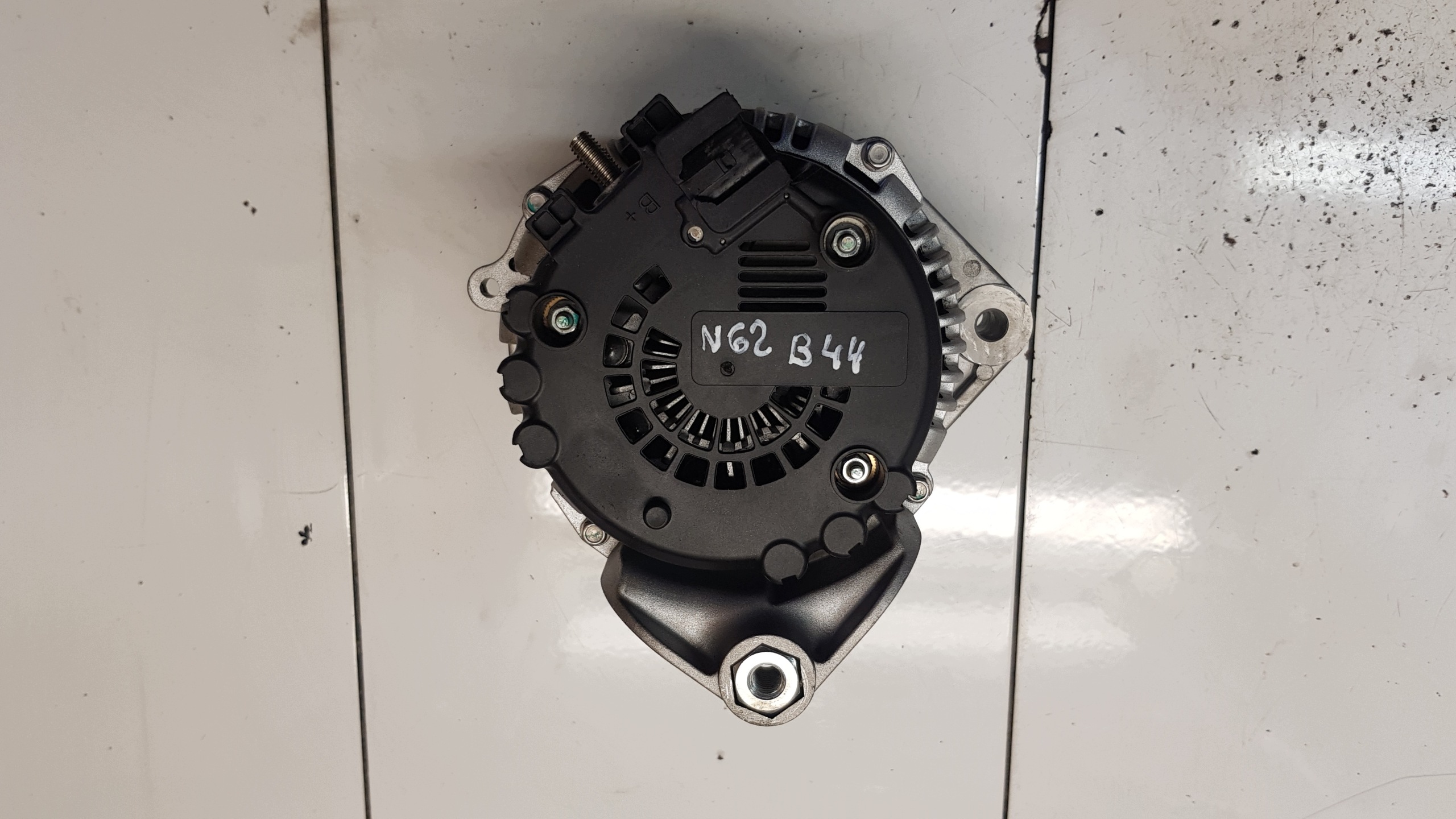 BMW X5 X6 E53 N62B44 alternatore 11358N