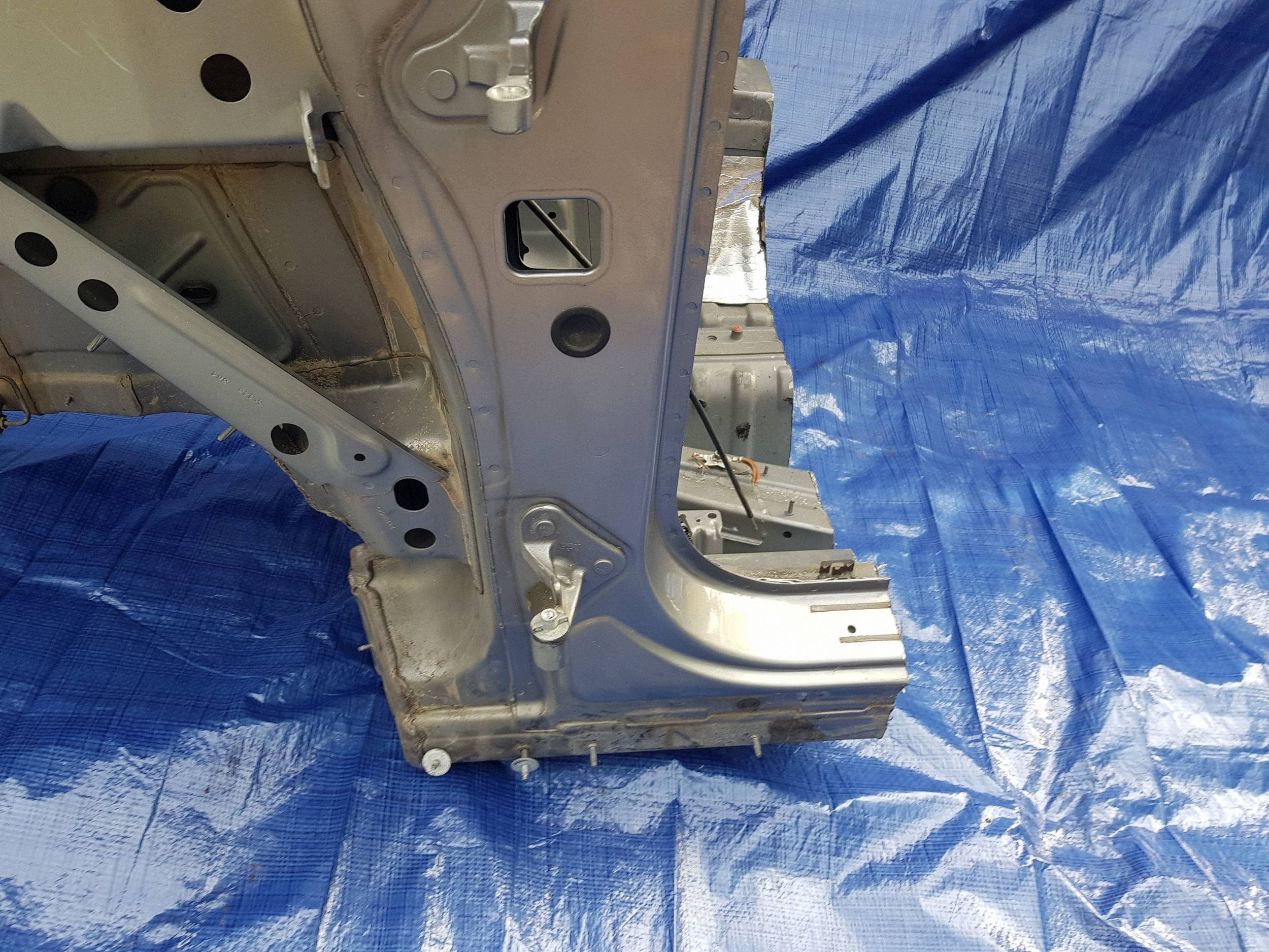 MERCEDES GL GLS ML X166 W166 quarter pillar left front 792