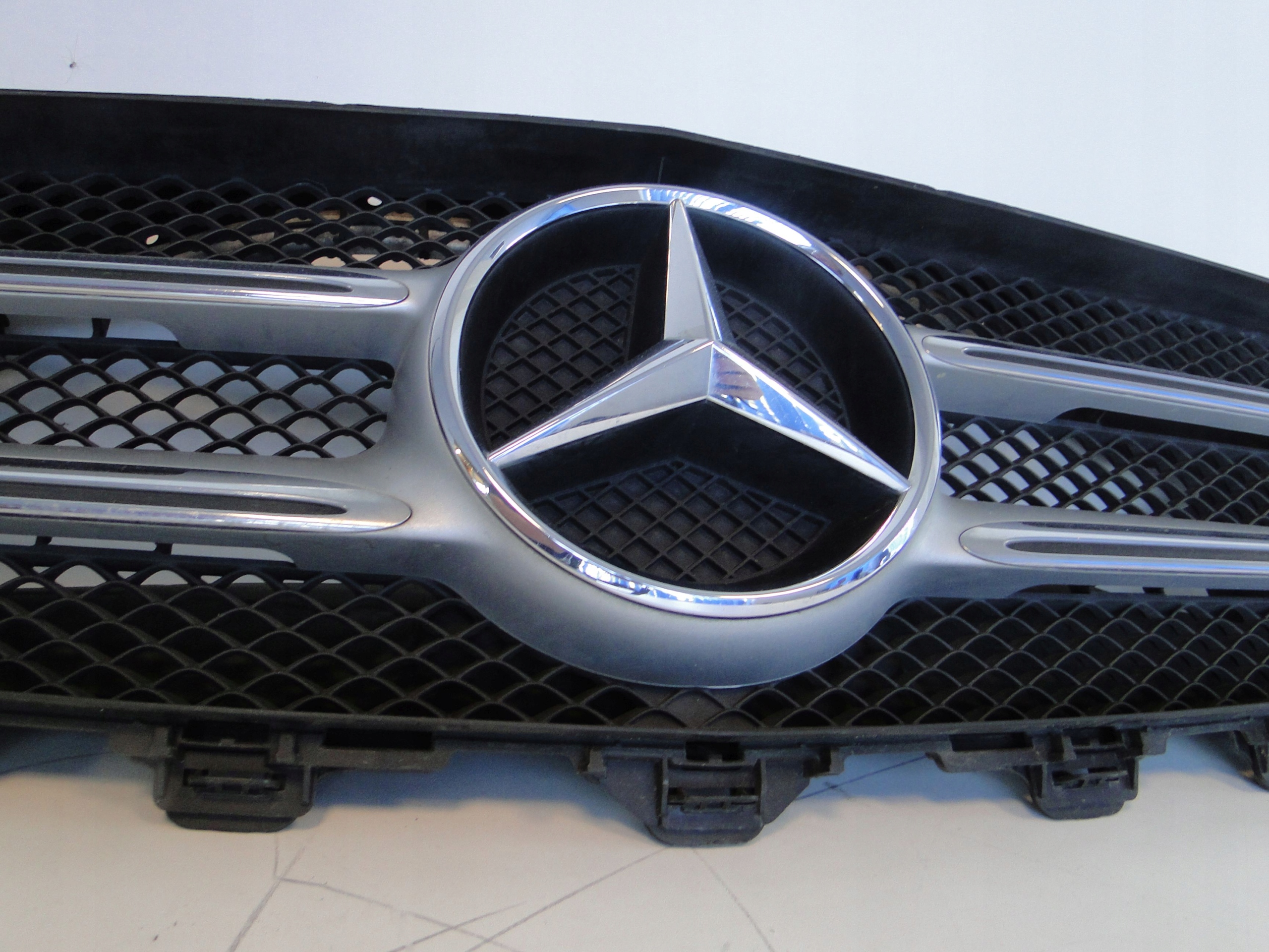 MERCEDES E KLASA 213 W213 GRILL ATRAPA AMG AVANT Typ samochodu Samochody osobowe