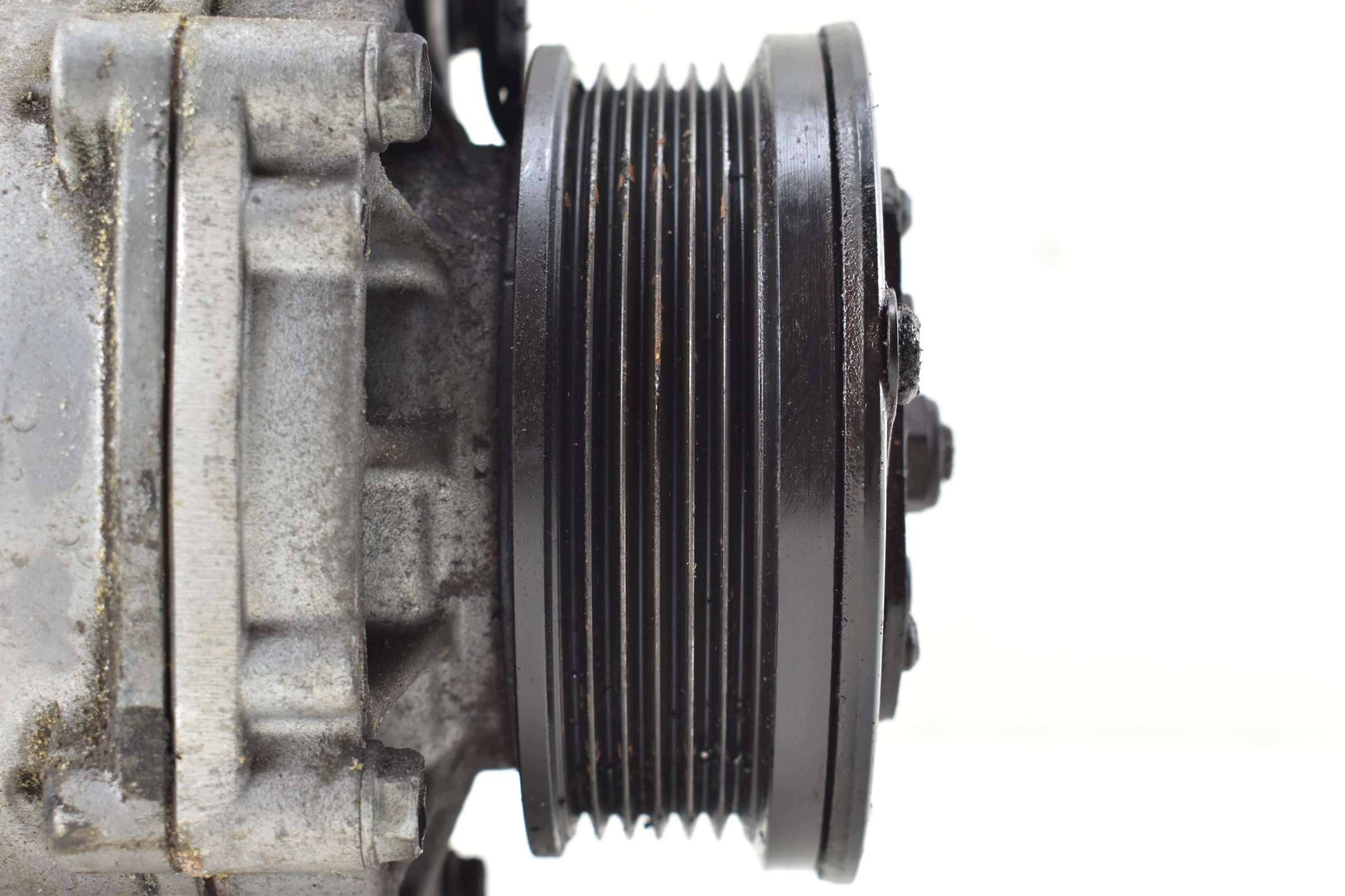 klimakompressor MITSUBISHI OUTLANDER II LANCER IX 2.0 DID 7813A068