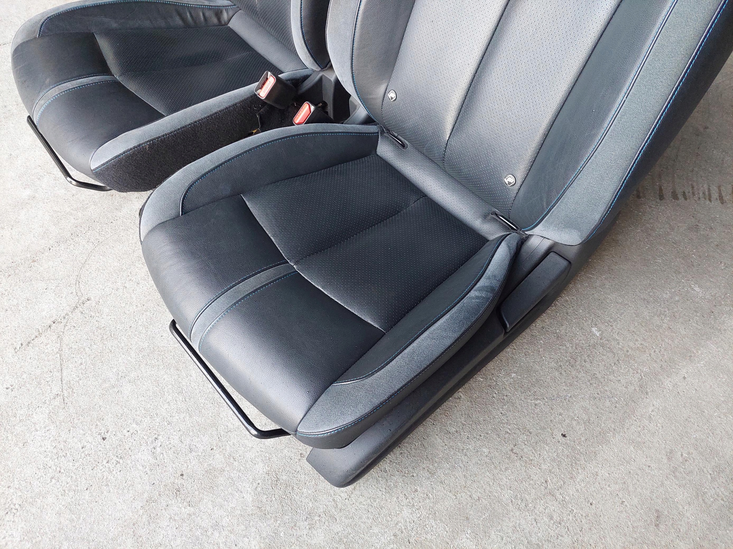 seat front front right heated + airbag seat NISSAN LEAF II ZE1