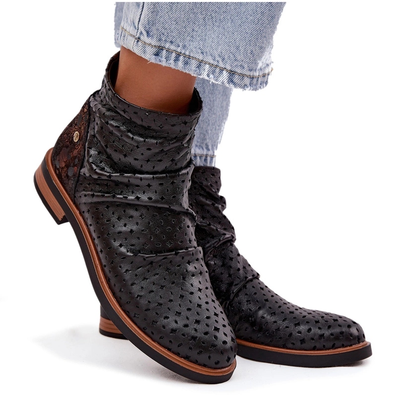 Kožené Kotníkové Boty S Prolamovaným Vzorem Zip Maciejka 05922-01 Černé 41