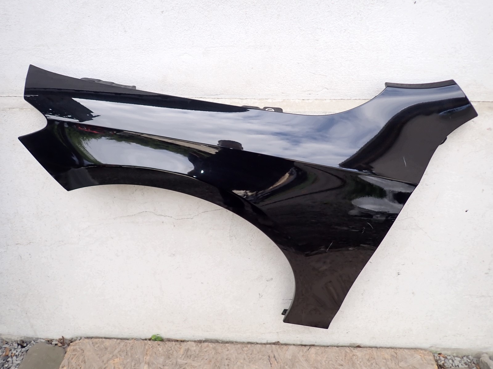 fender left front front MERCEDES CLA 3 III 174 178 2025- A1748810100