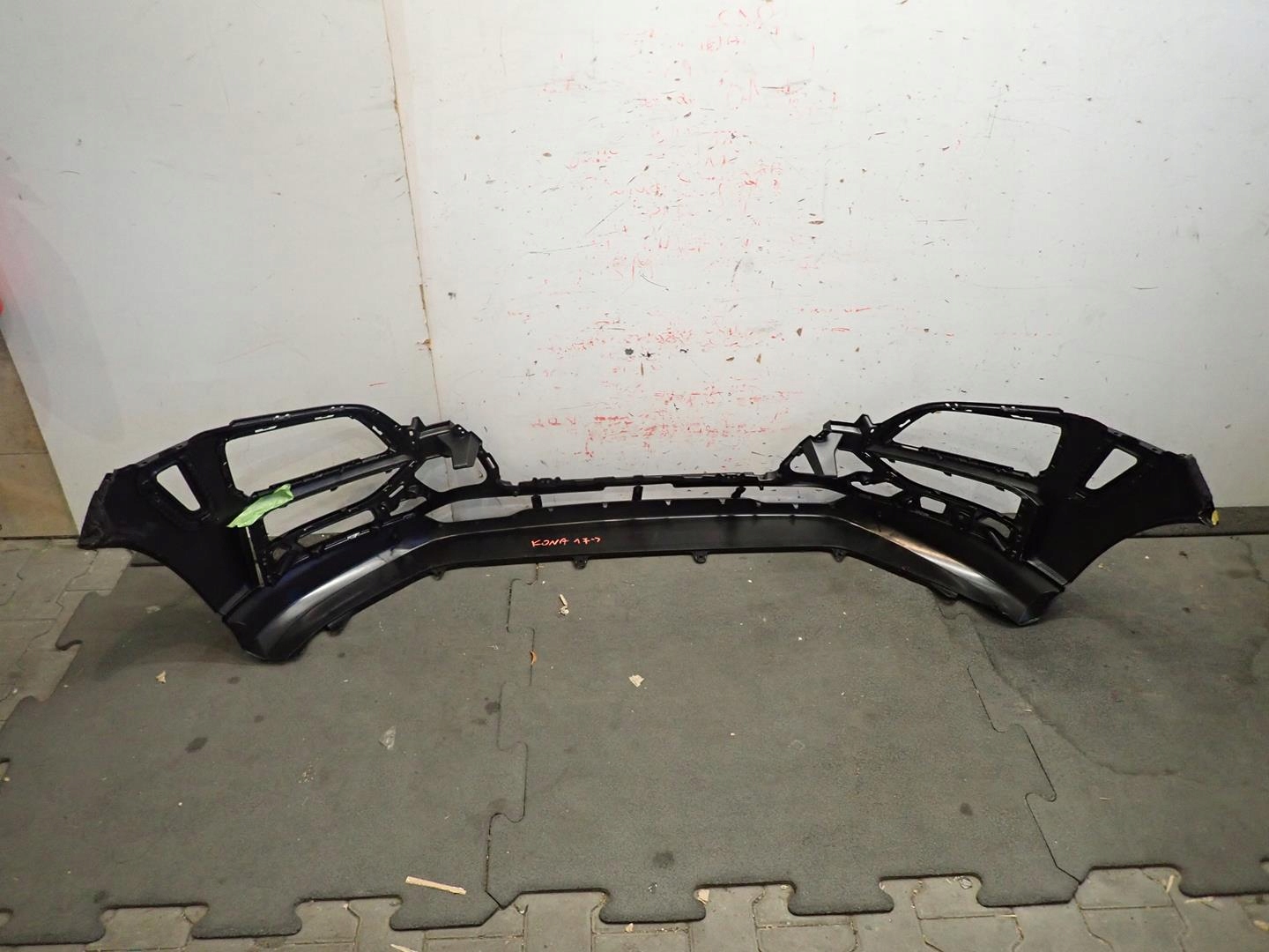 bumper front front HYUNDAI KONA 2017- new original