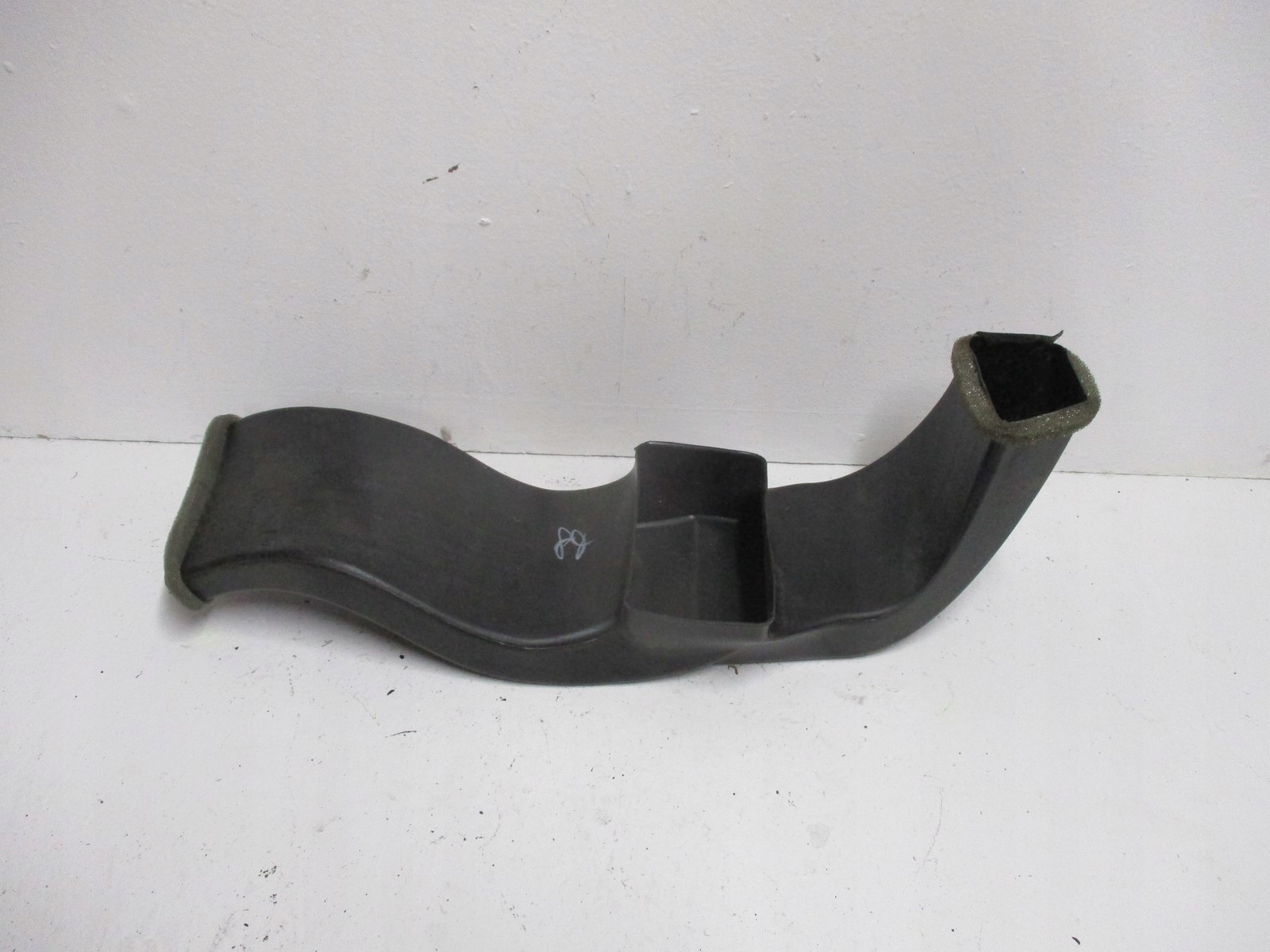 intake air TESLA X 1057205-00-A