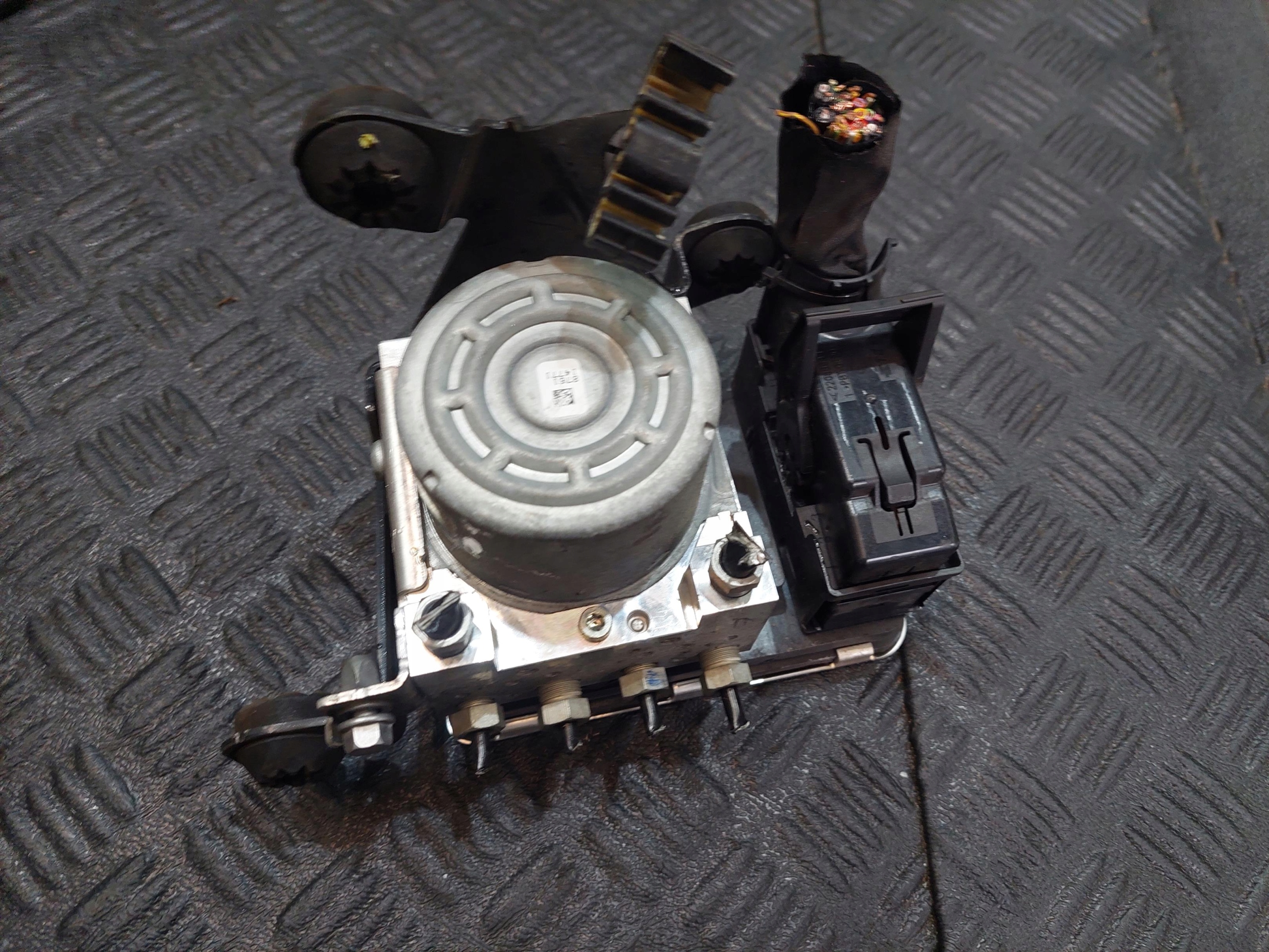 Servo frein ABS 31680101 31680098 VOLVO S90 II V90 2.0 D5