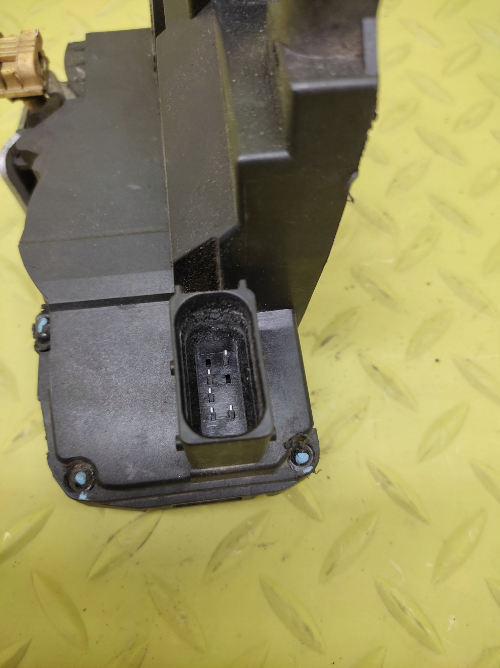 SAAB 9-3 II sedan lock door left rear part 5 PIN