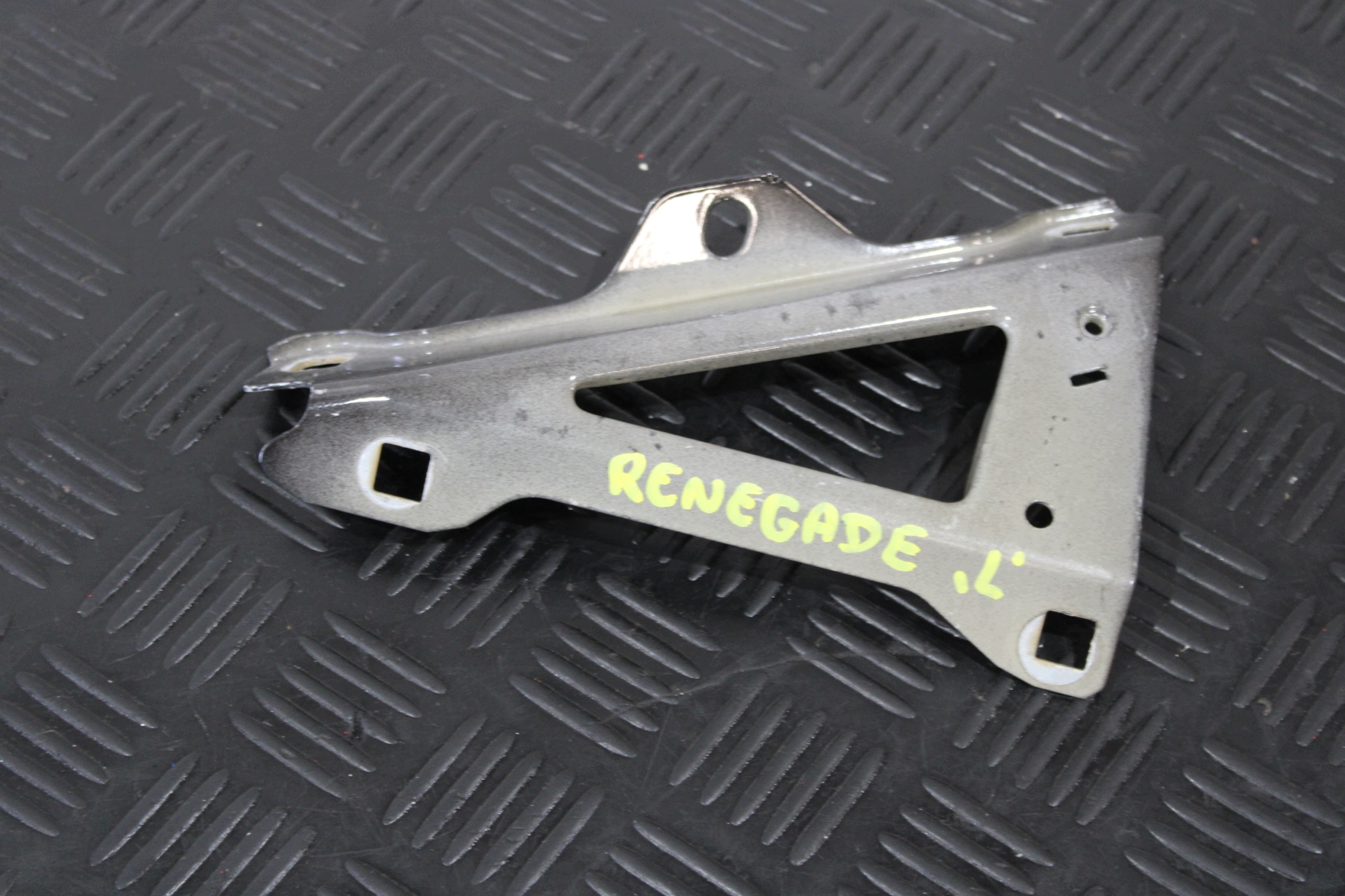 Support plaque Aile Console Gauche JEEP RENEGADE 1.6 MJ