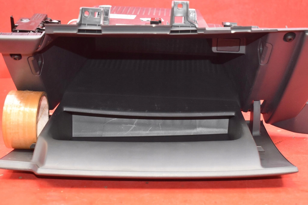 Handschuhfach des Beifahrers EU 84511CV100VH KIA EV6 21