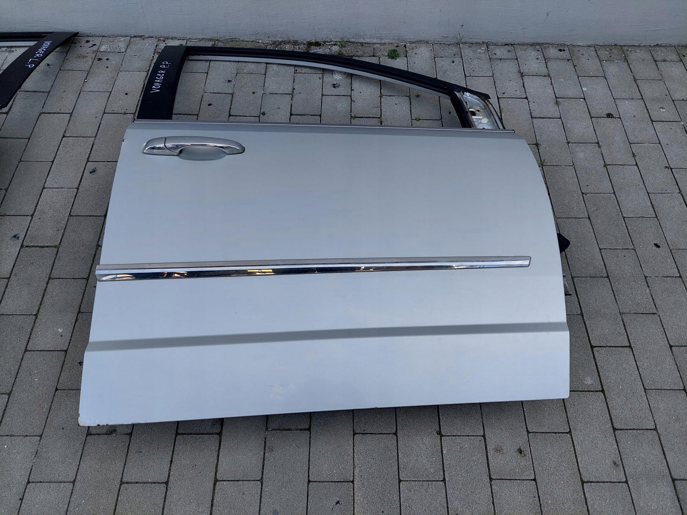 door front right front right CHRYSLER GRAND VOYAGER V 08