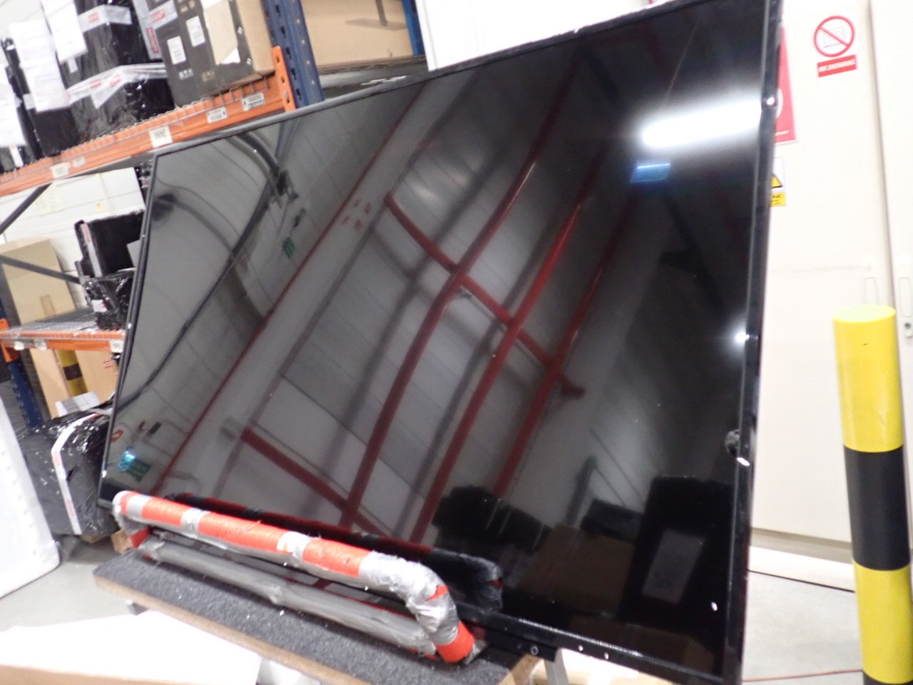 TOSHIBA 55LA2063DG UHD AndroidTV- uszkodzony Przekątna ekranu (cale) 55