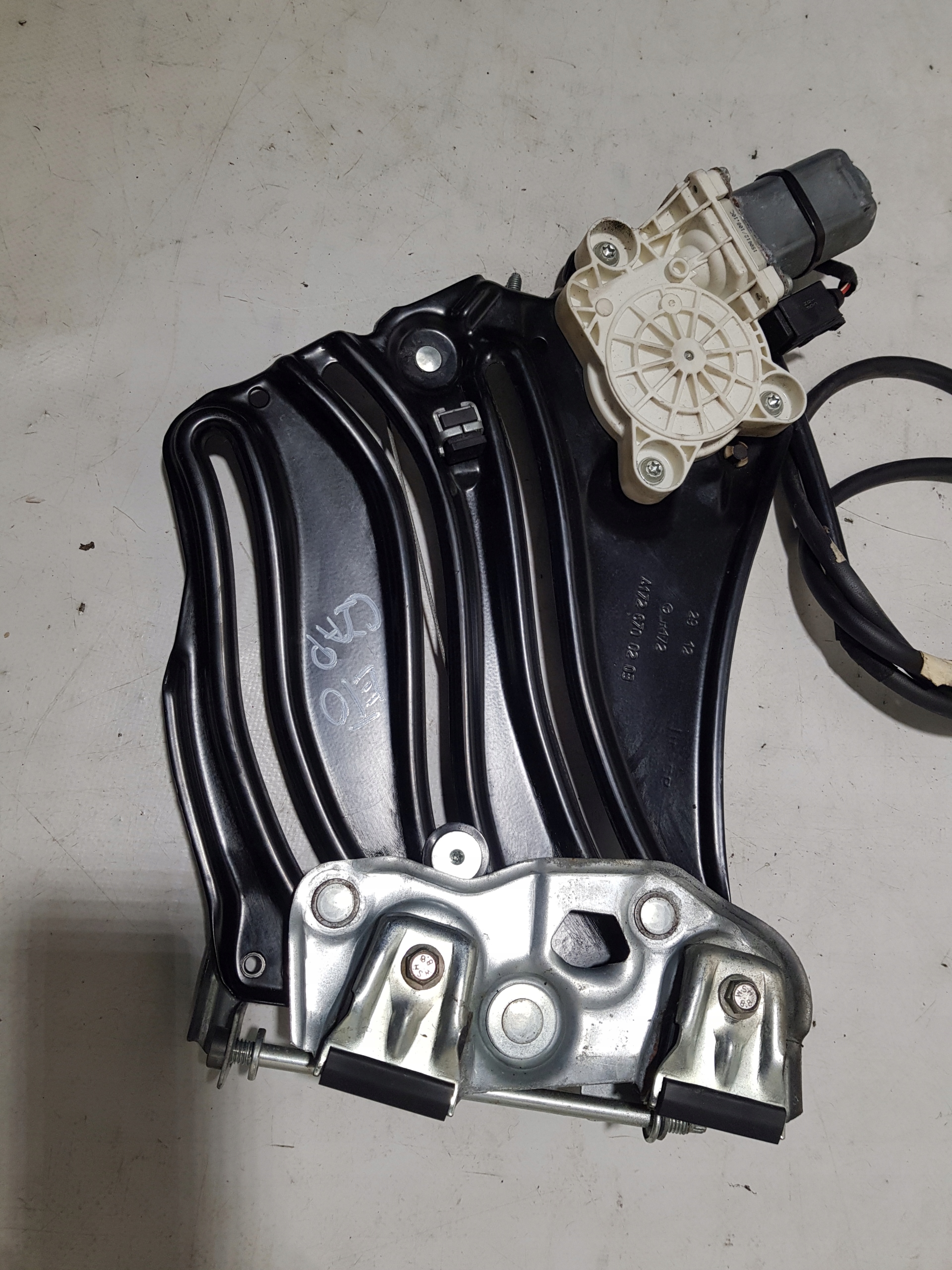 window regulator right rear part MERCEDES SLK W172 R172