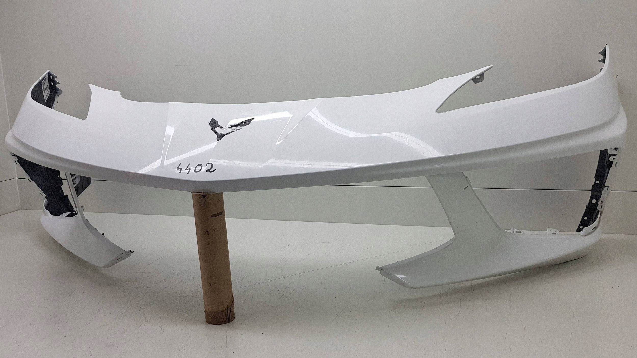 CHEVROLET CORVETTE C8 2020 - bumper front 152054409