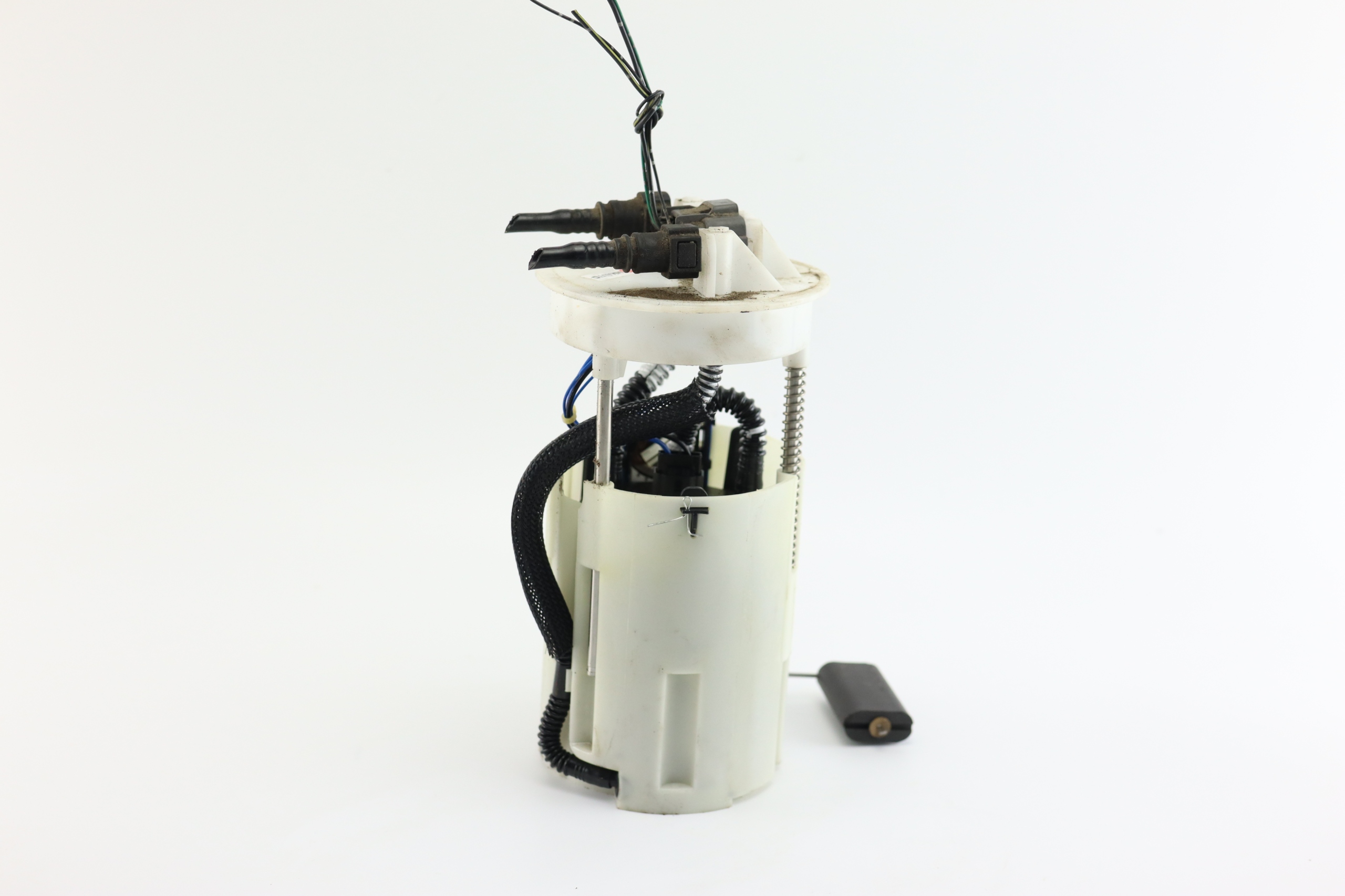 ПАЛИВНИЙ НАСОС В БАКУ NISSAN ALMERA TINO 1.8 16V