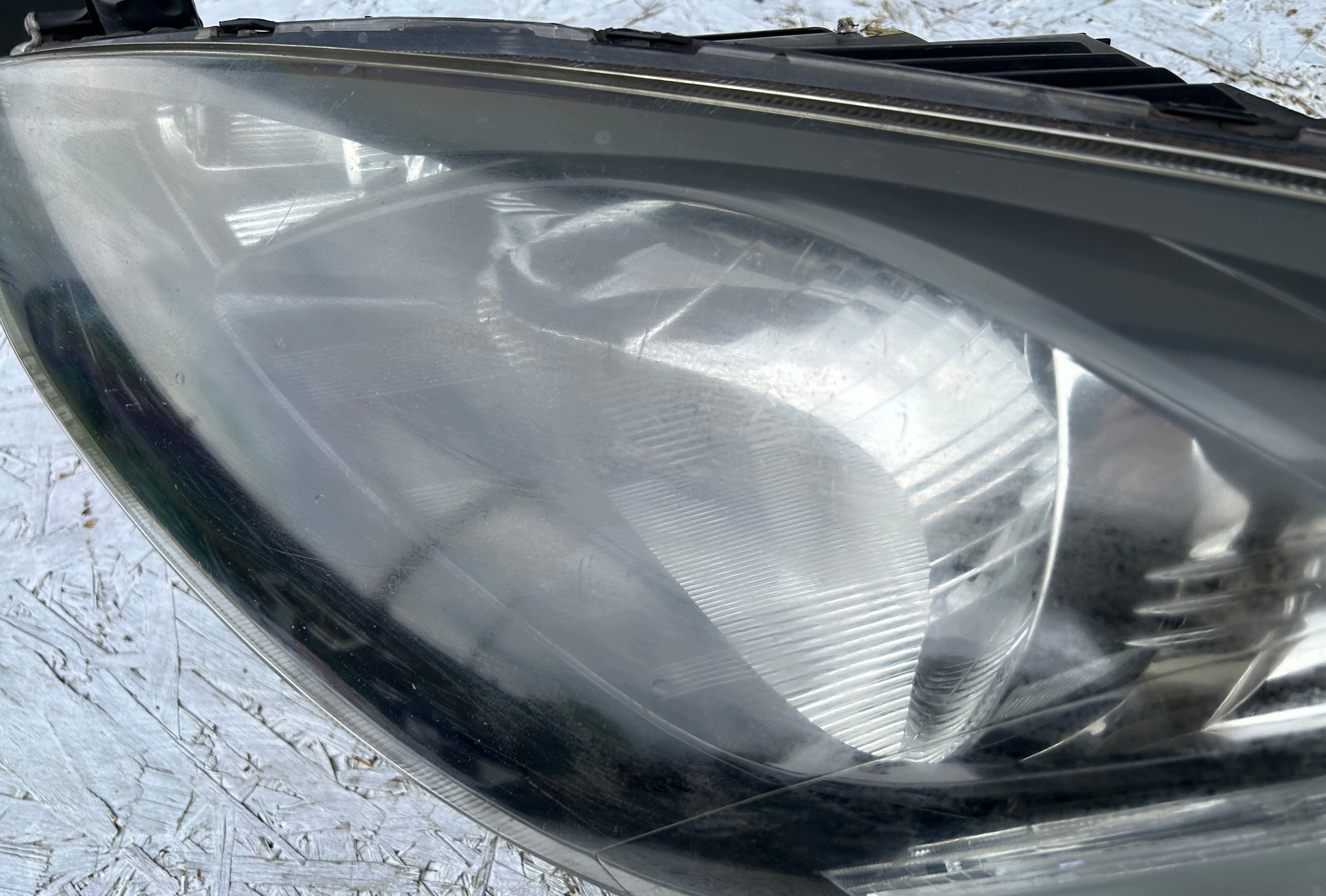 light left front front MAZDA 2 DE 07-14 DG80-51040