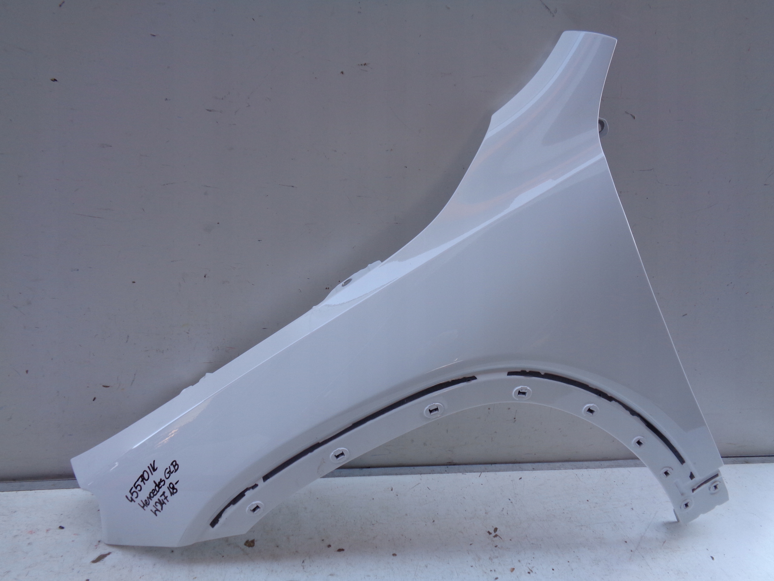 BŁOTNIK LEWY PRZEDNI MERCEDES GLB W247 X247 18- NR 45570